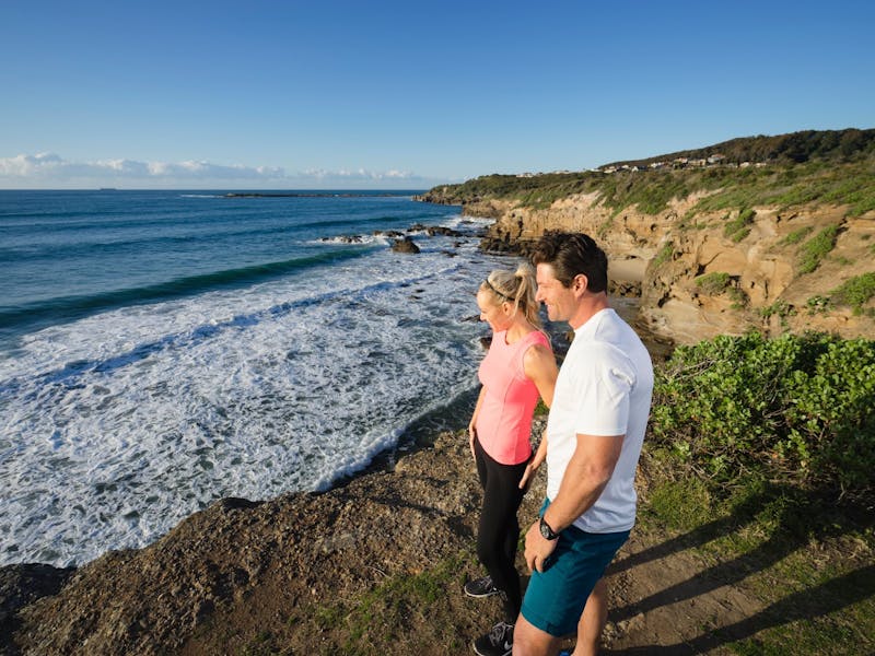Caves Beach Ocean Swim Sydney, Australia Official Travel & site