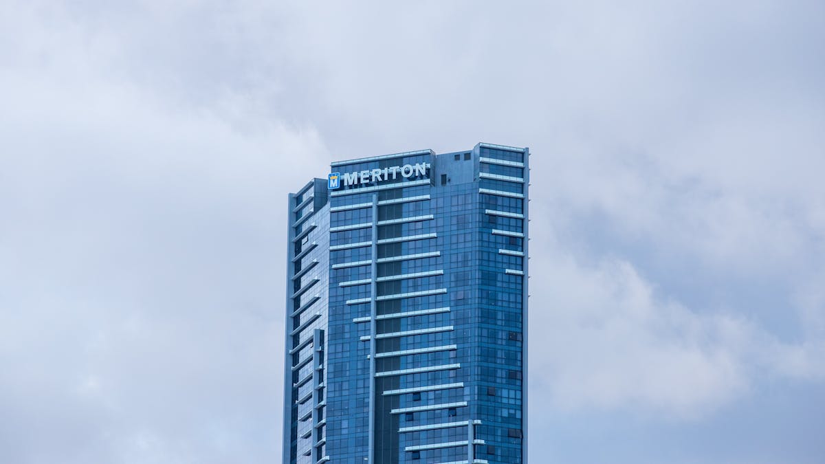 Meriton Suites Adelaide Street