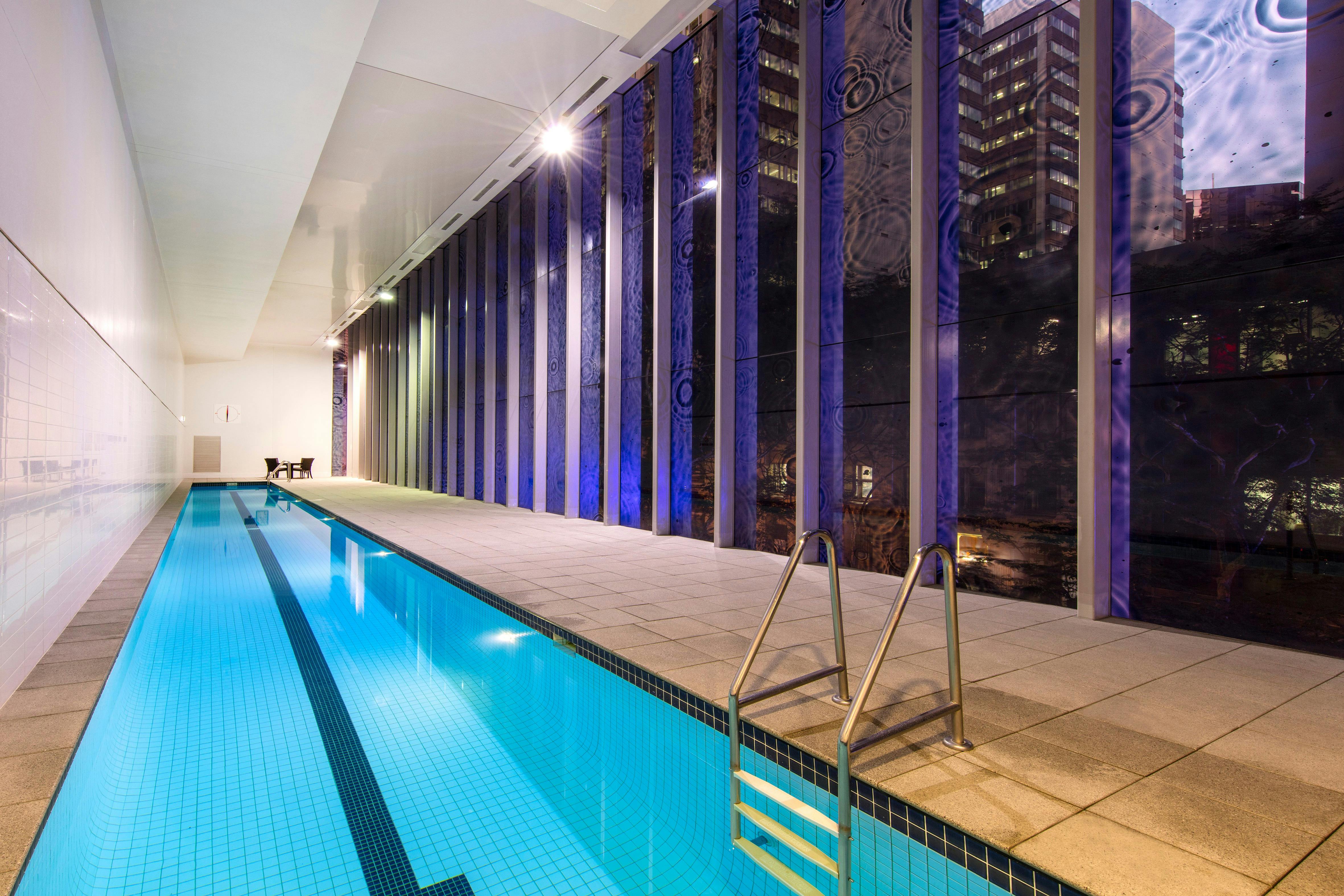 Oaks Brisbane on Charlotte Suites