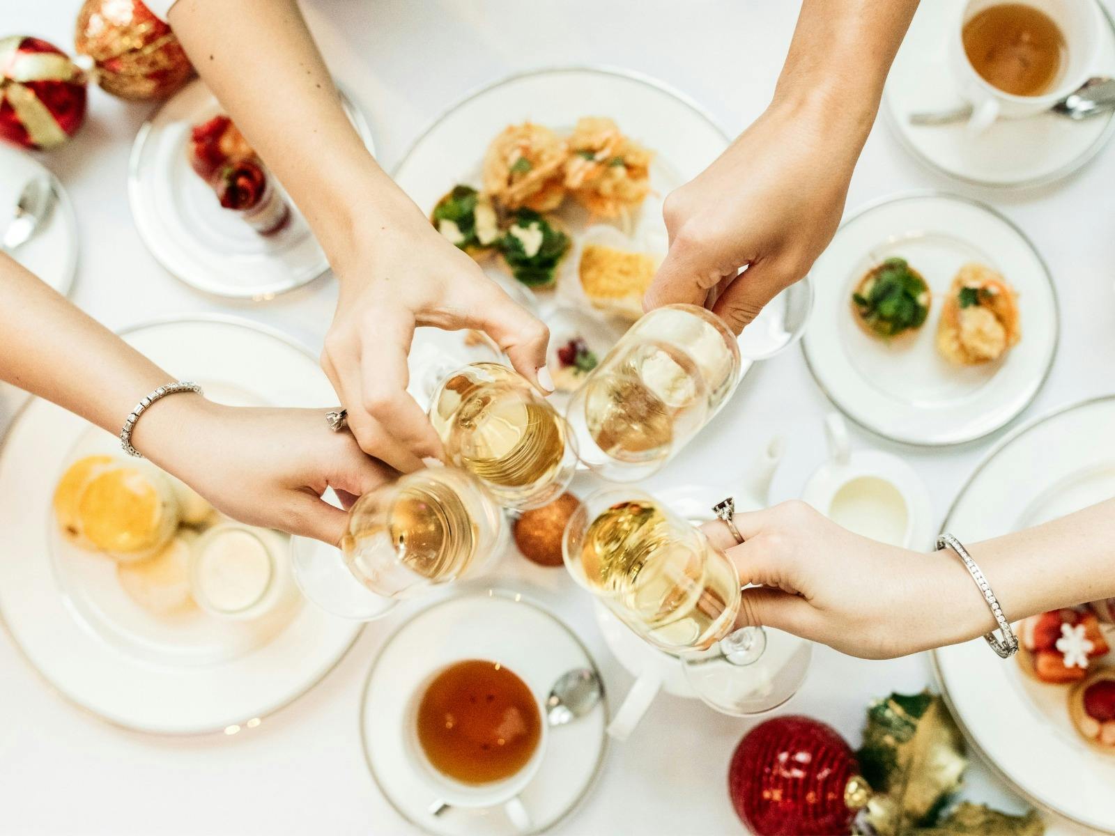Festmahl im großen Ballsaal am Weihnachtstag