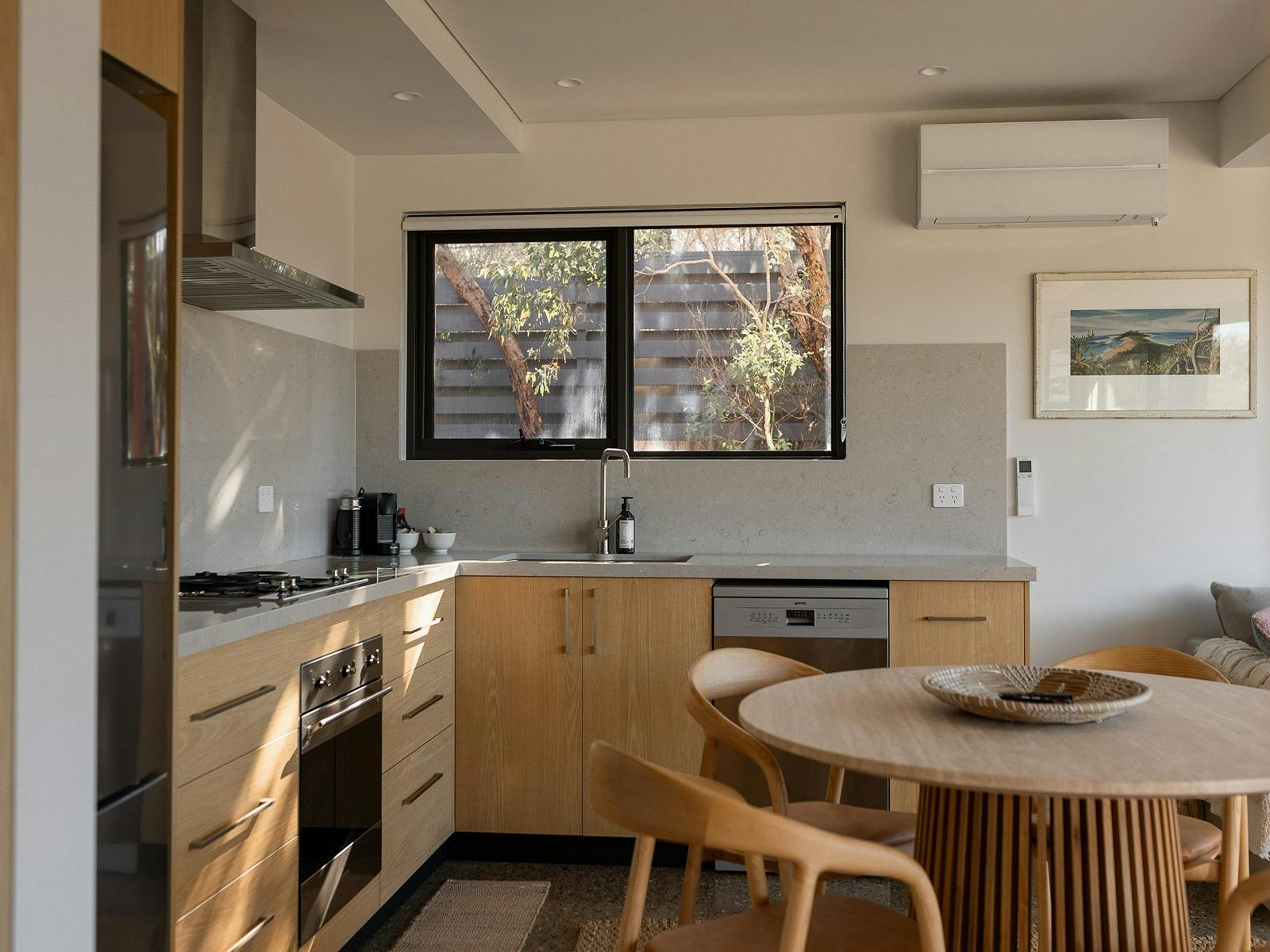 Dining/Kitchen