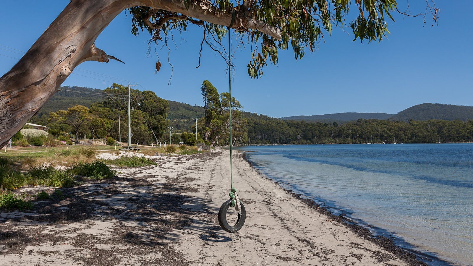 Beach 200 metres from Bay Retreat Port Arthur