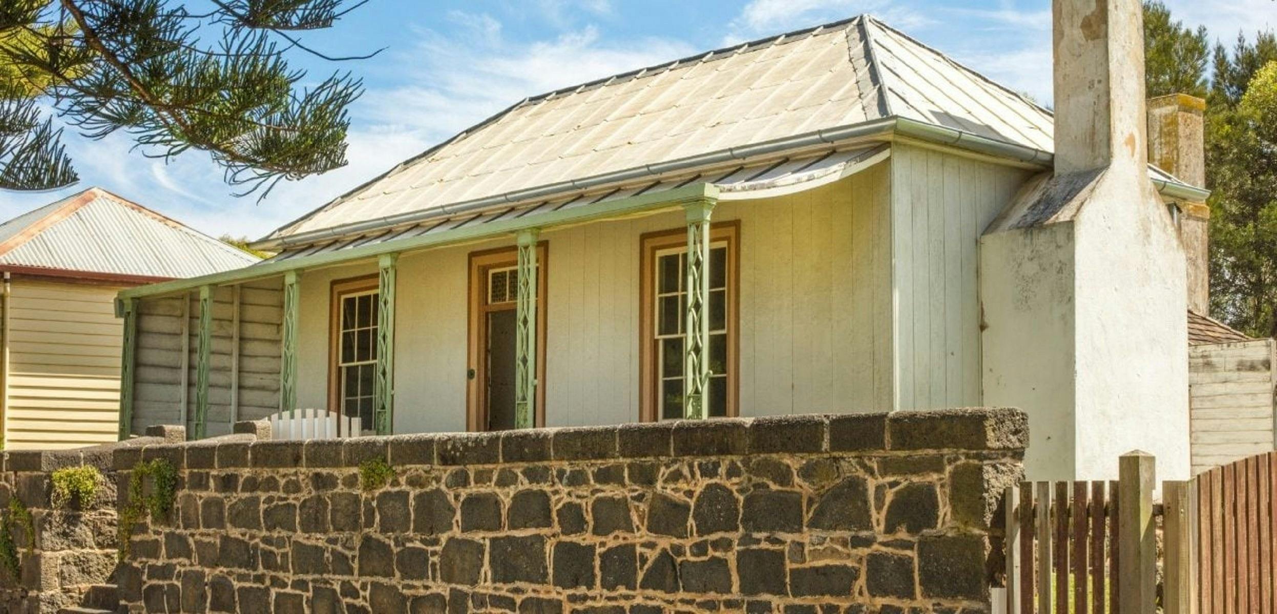 Mills and Motts Cottage