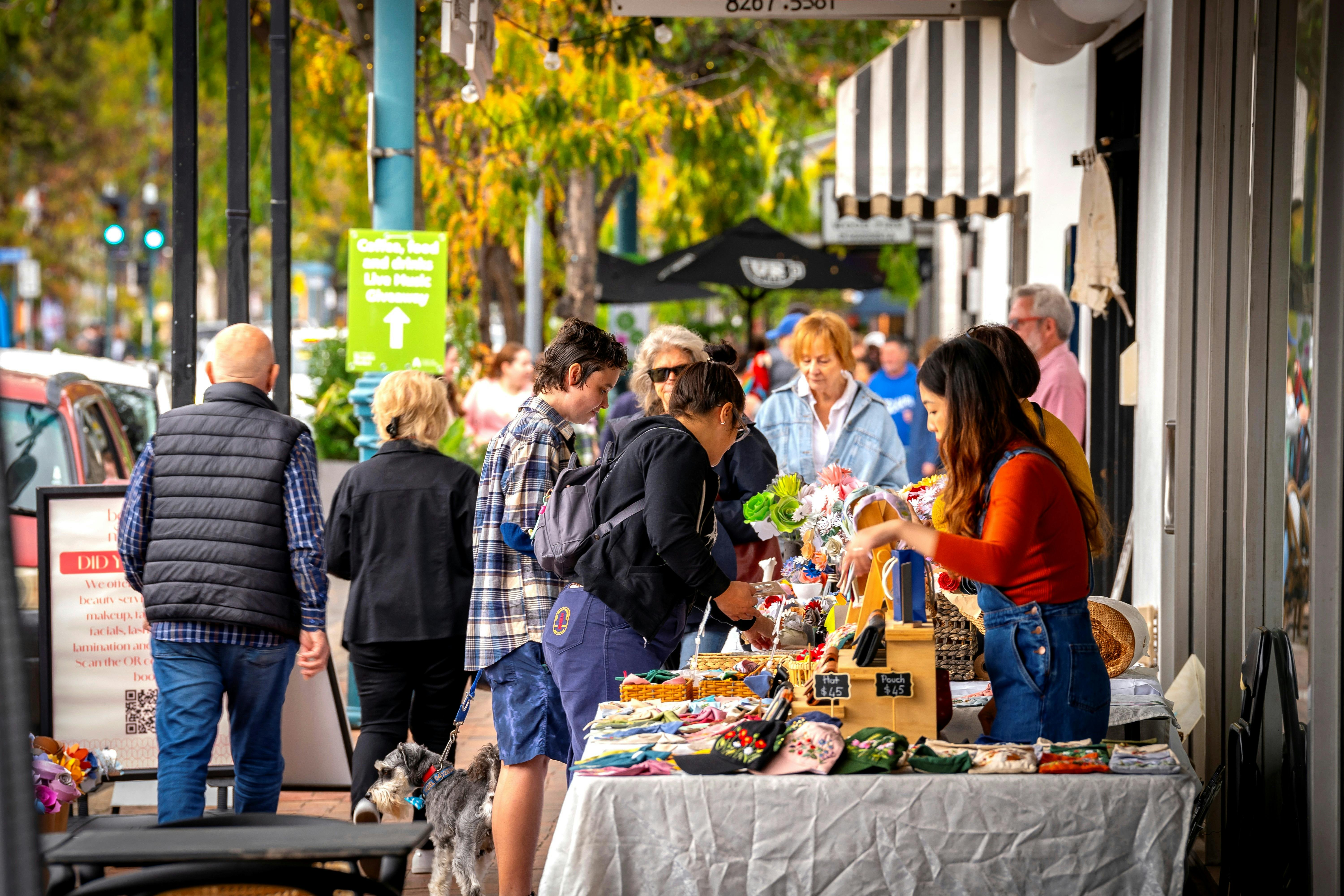 Meander Market
