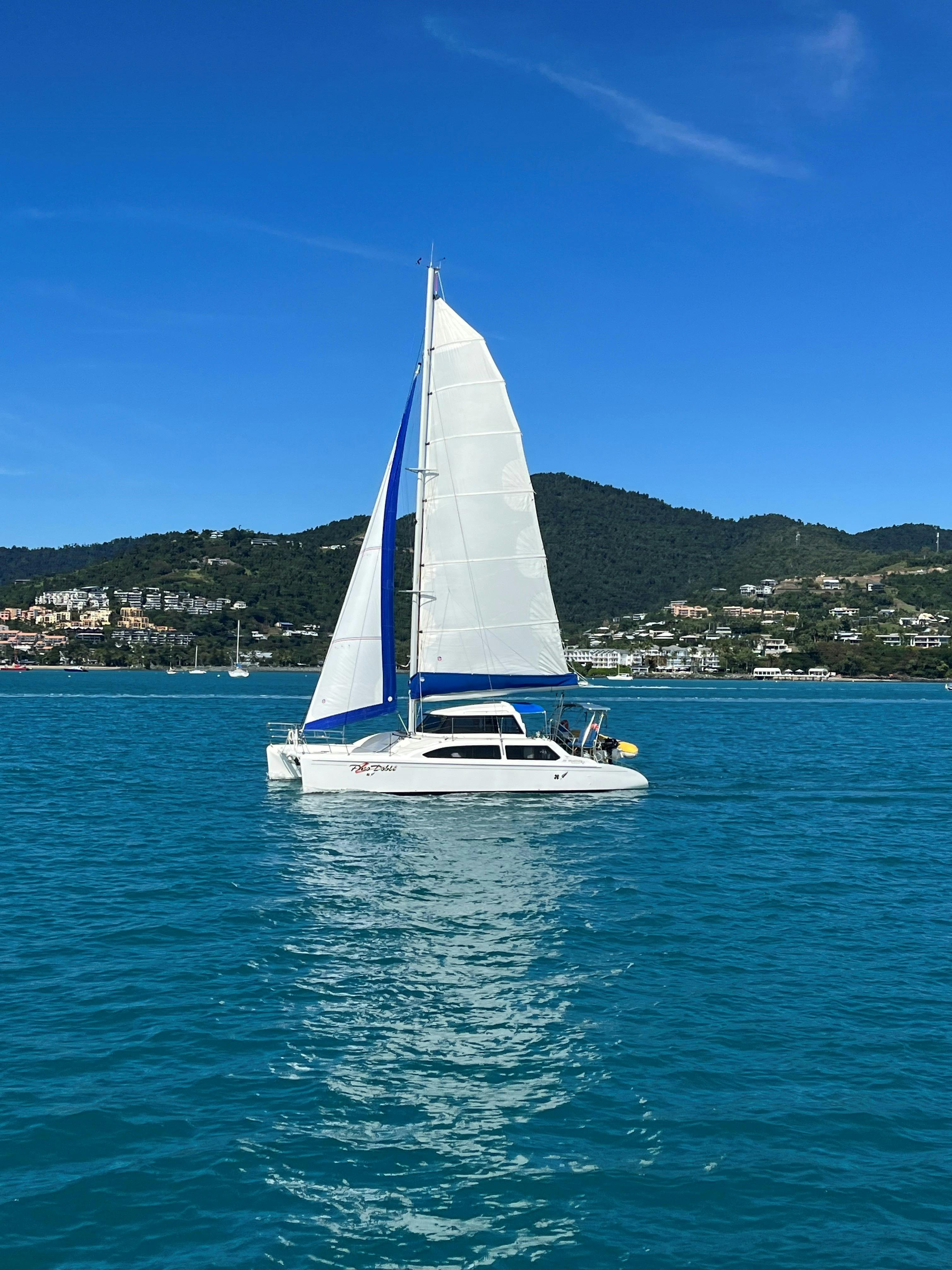 Charter Yachts Australia Sailing Catamaran 35 Seawind 1000XL "Paso Doble"