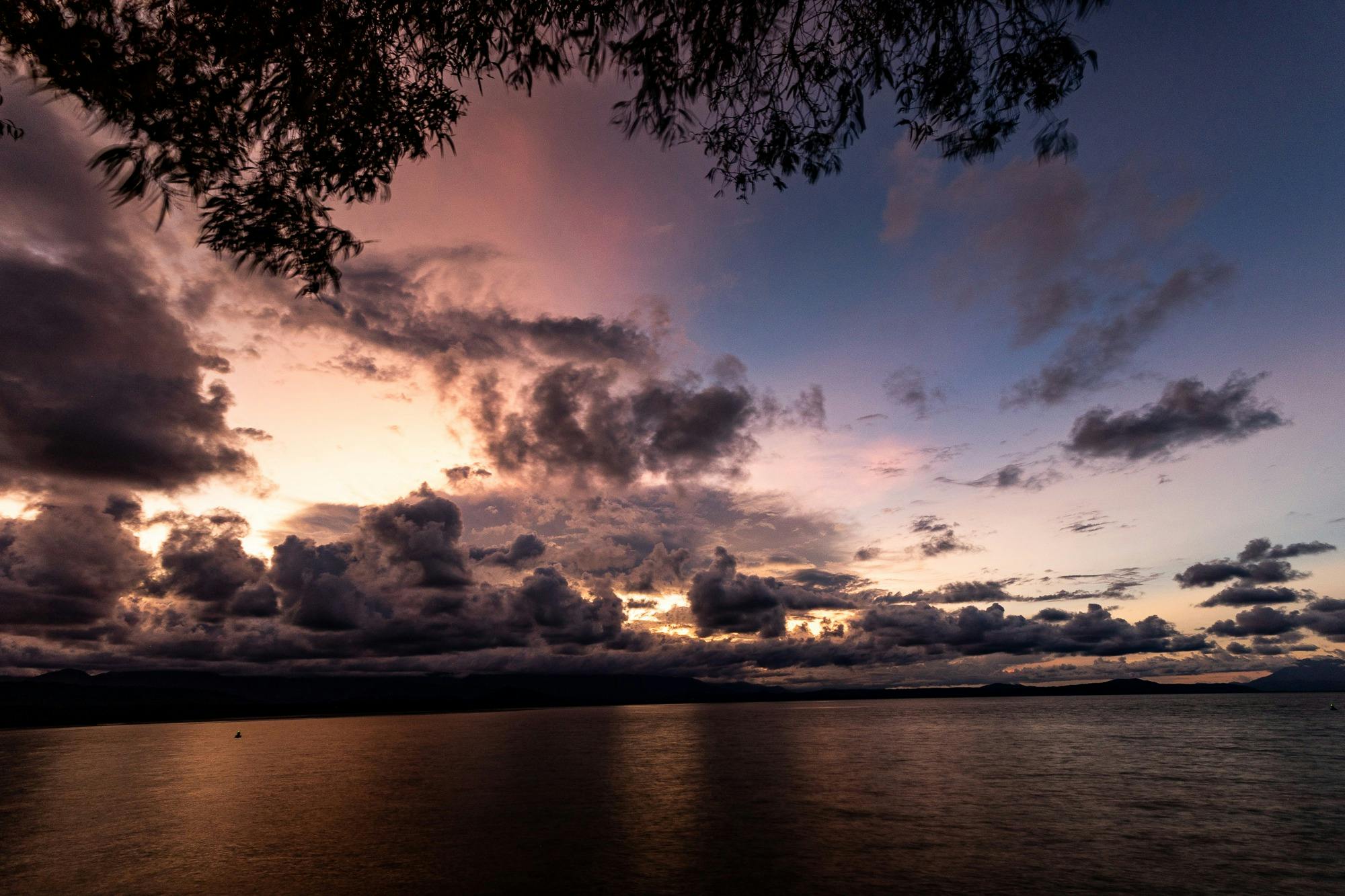 Beautiful colours in the tropical sunset