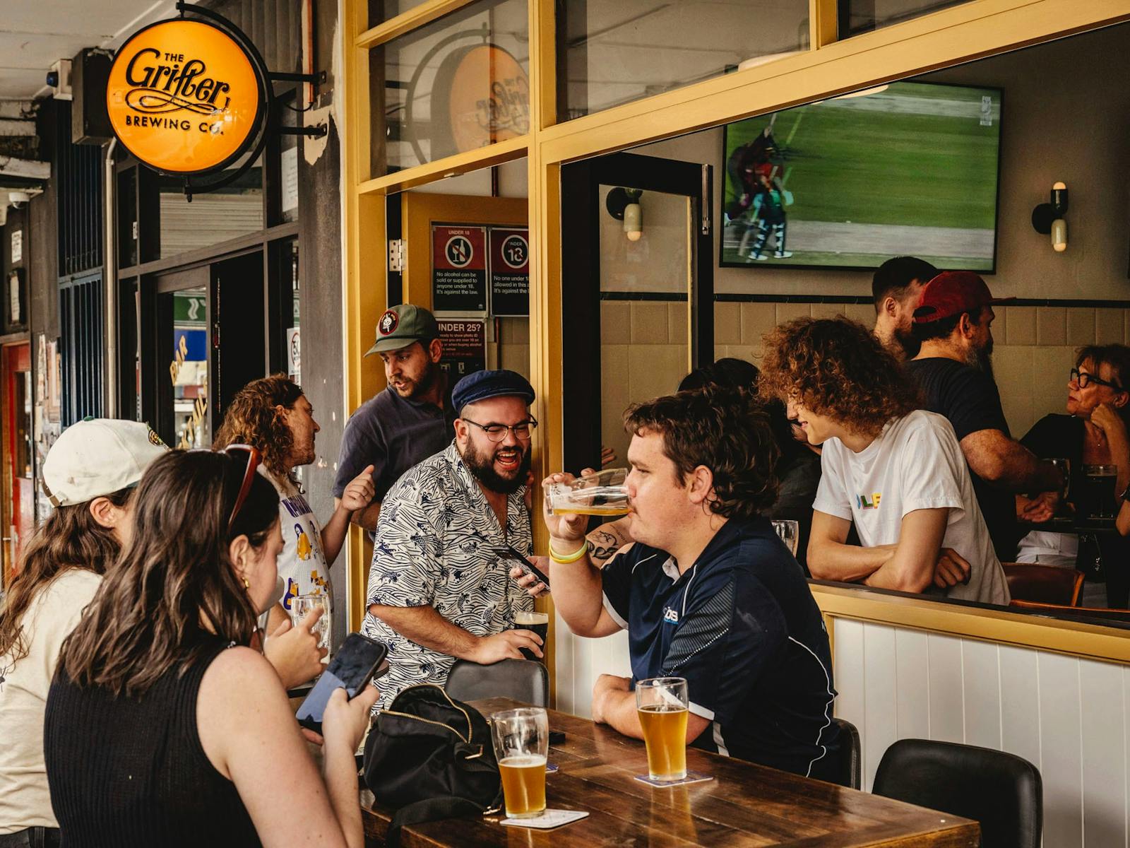 The Magpie, Enmore