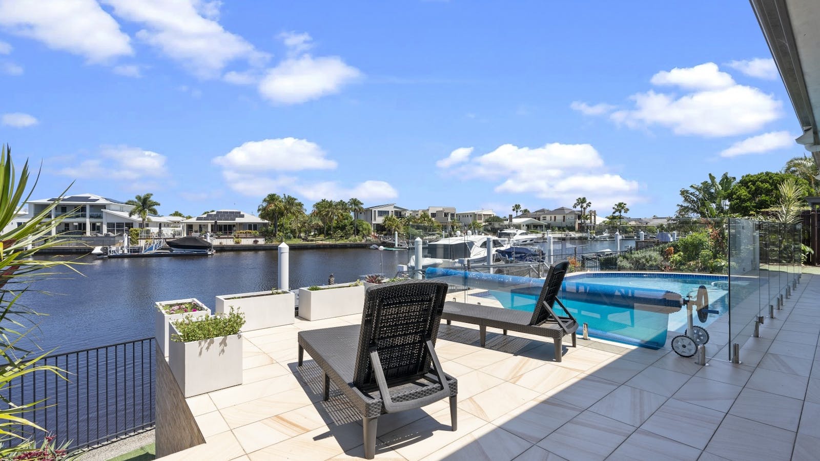 Holiday Hub Bribie Island - South East Queensland Holiday Hub Bribie Island - South East Queensland