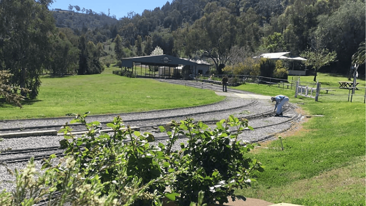 Stunning Botanical Gardens amongst the tracks