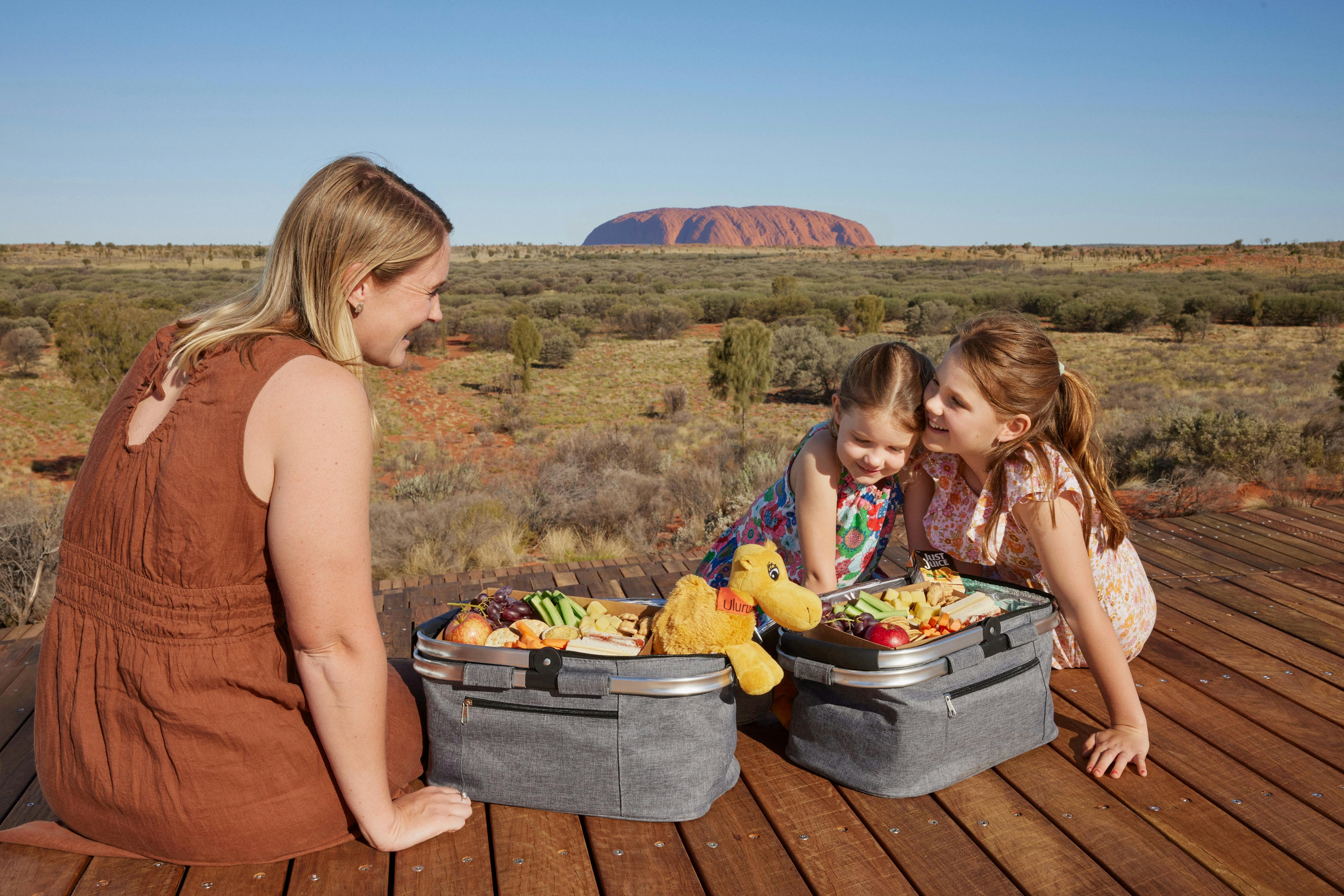 Wintjiri Wiru Sunset Dinner - Adult and Children's Basket