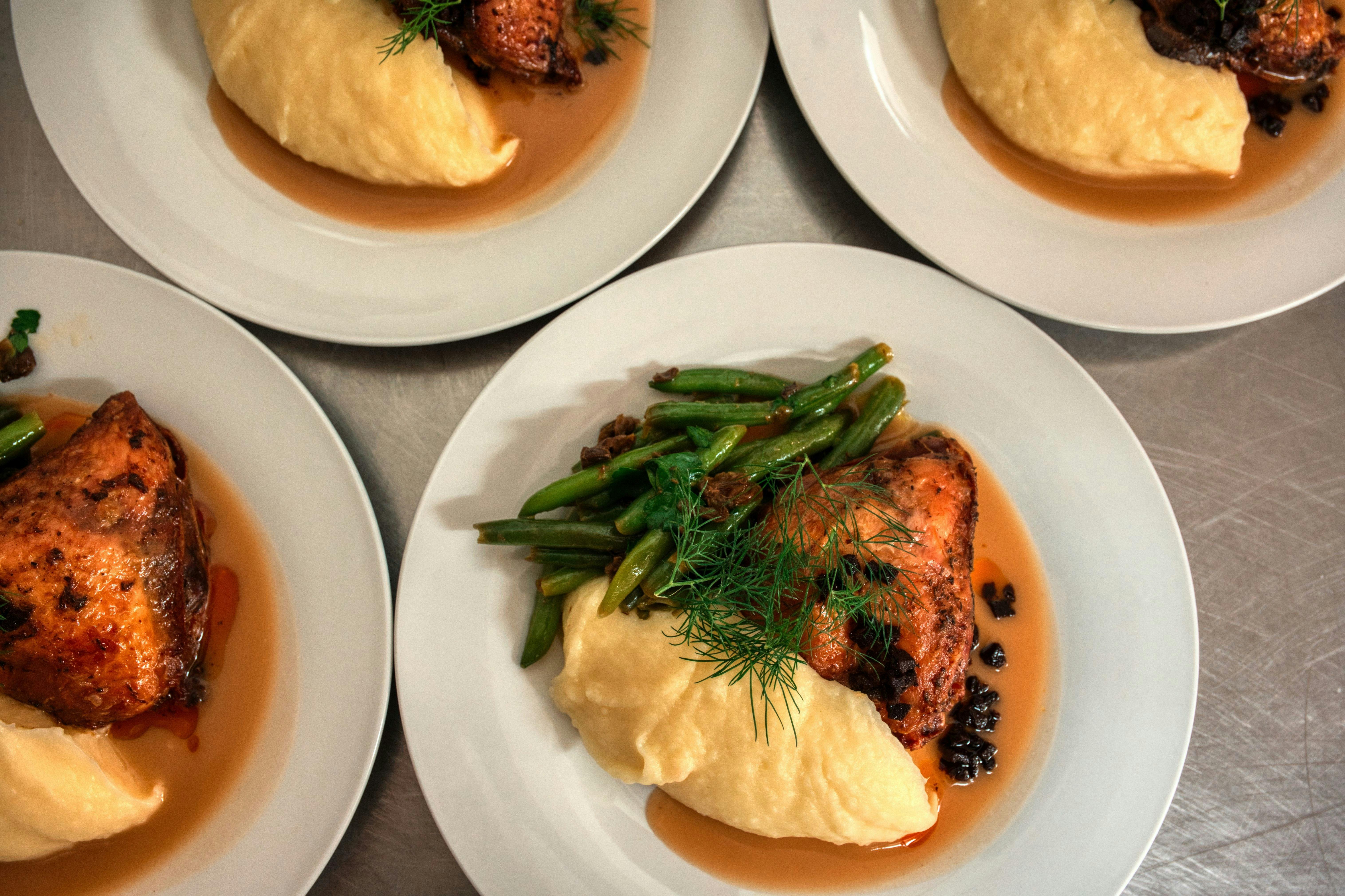 Red Plains Cafe & Dining