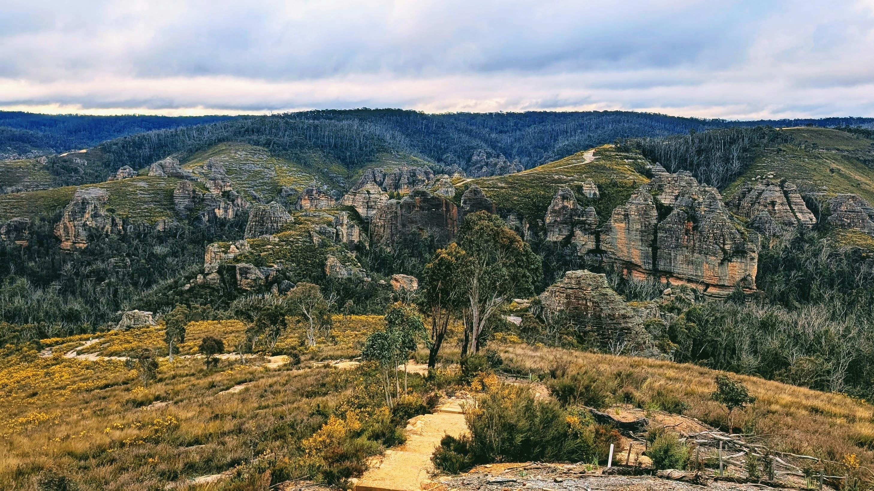 Lost City Walking track, Gardens of Stone State Conservation Area