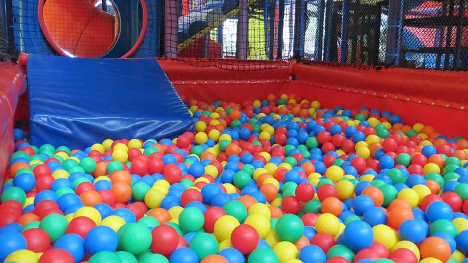 Playmania Narellan
