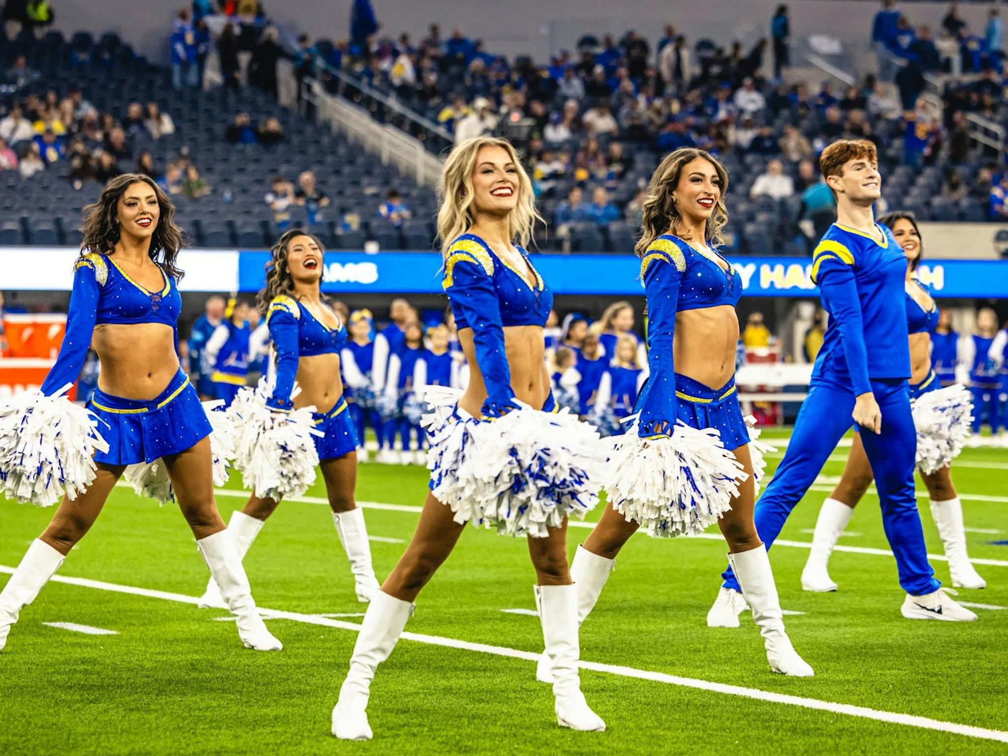 Qld Nfl Aascf X Nfl La Rams Cheerleaders Dance Experience Gold Coast | Events ...