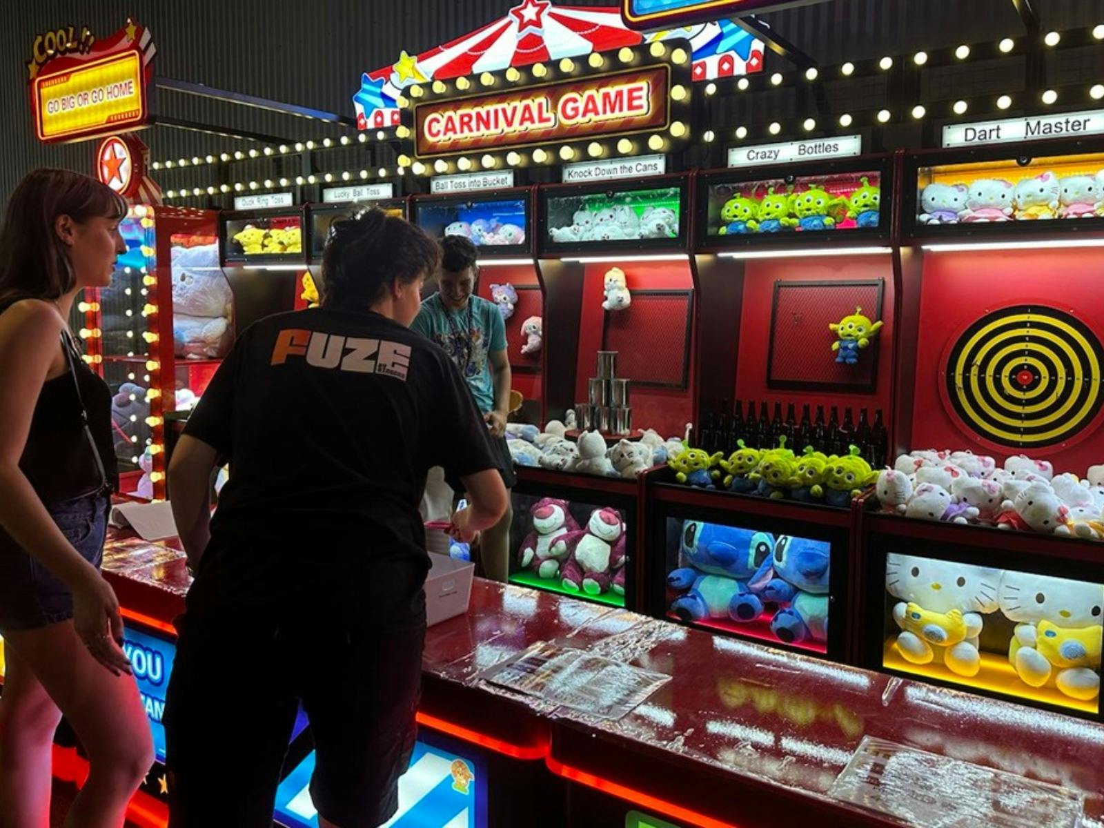 Alien Night Market