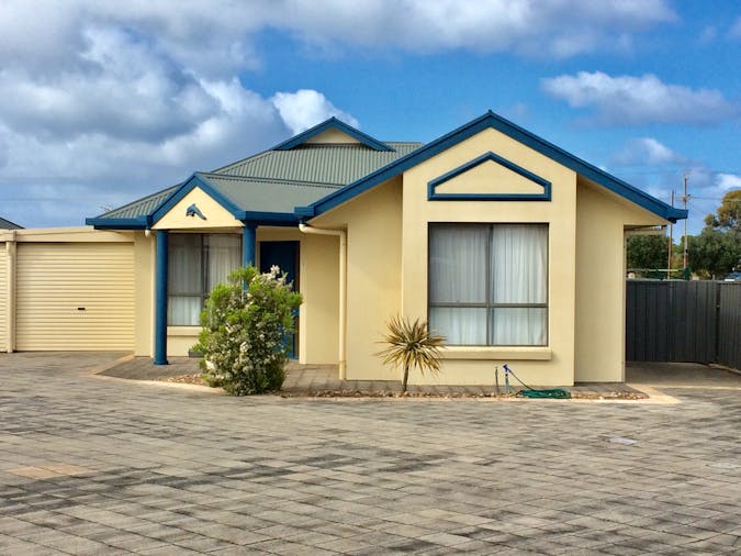 Robe Dolphin Court Apartments