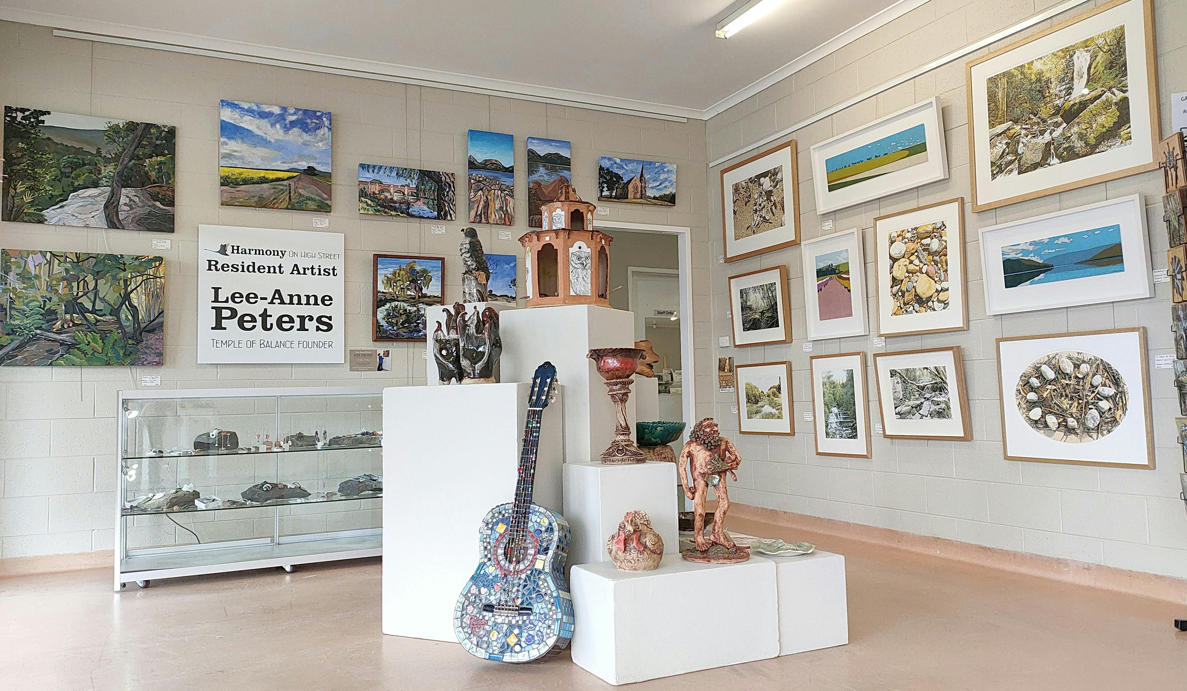 richard klekociuk, Lee-Anne Peters, sculpture, fine art, paintings,