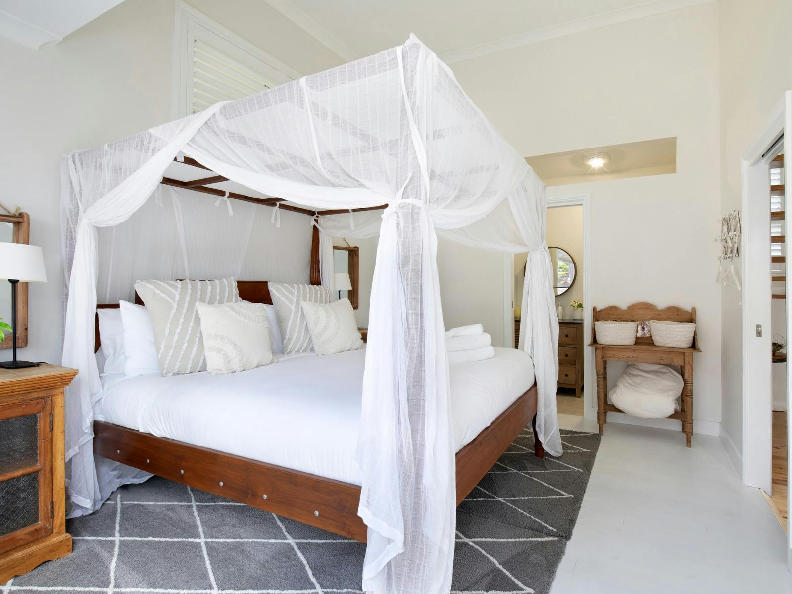 Garden bedroom at Sunny Corner Cottage