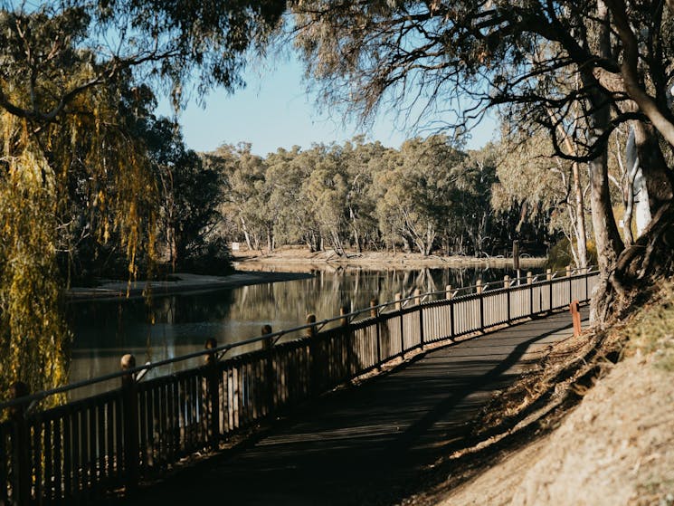 Beach to Beach riverside walk