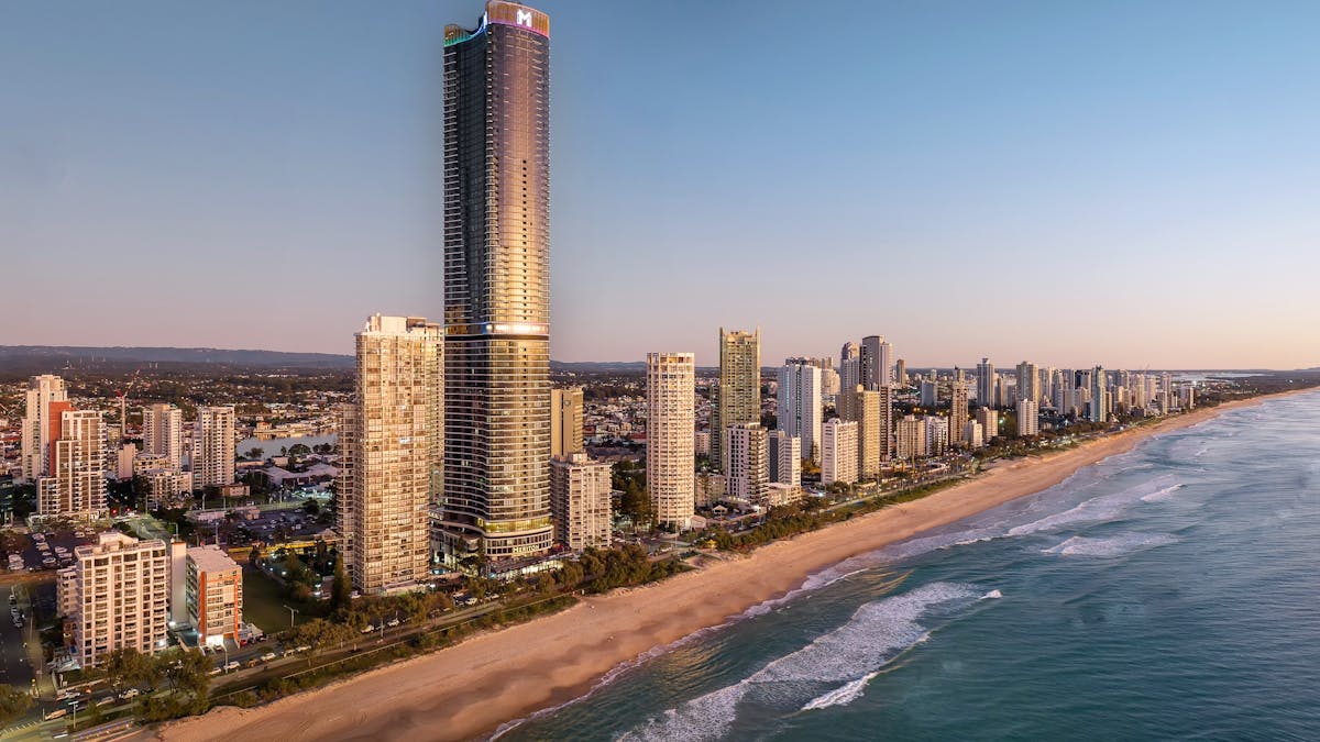 Meriton Suites Surfers Paradise - location shot