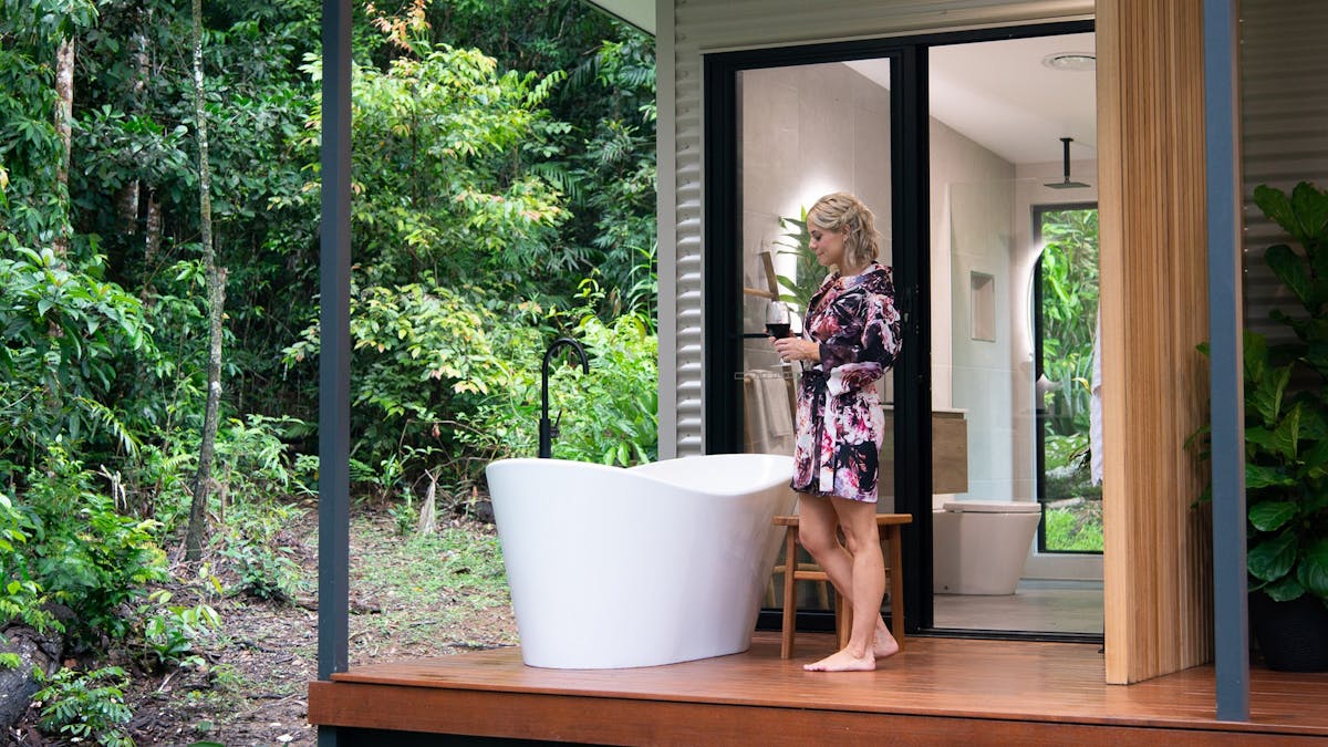 Outdoor bath at Spring Haven Kuranda