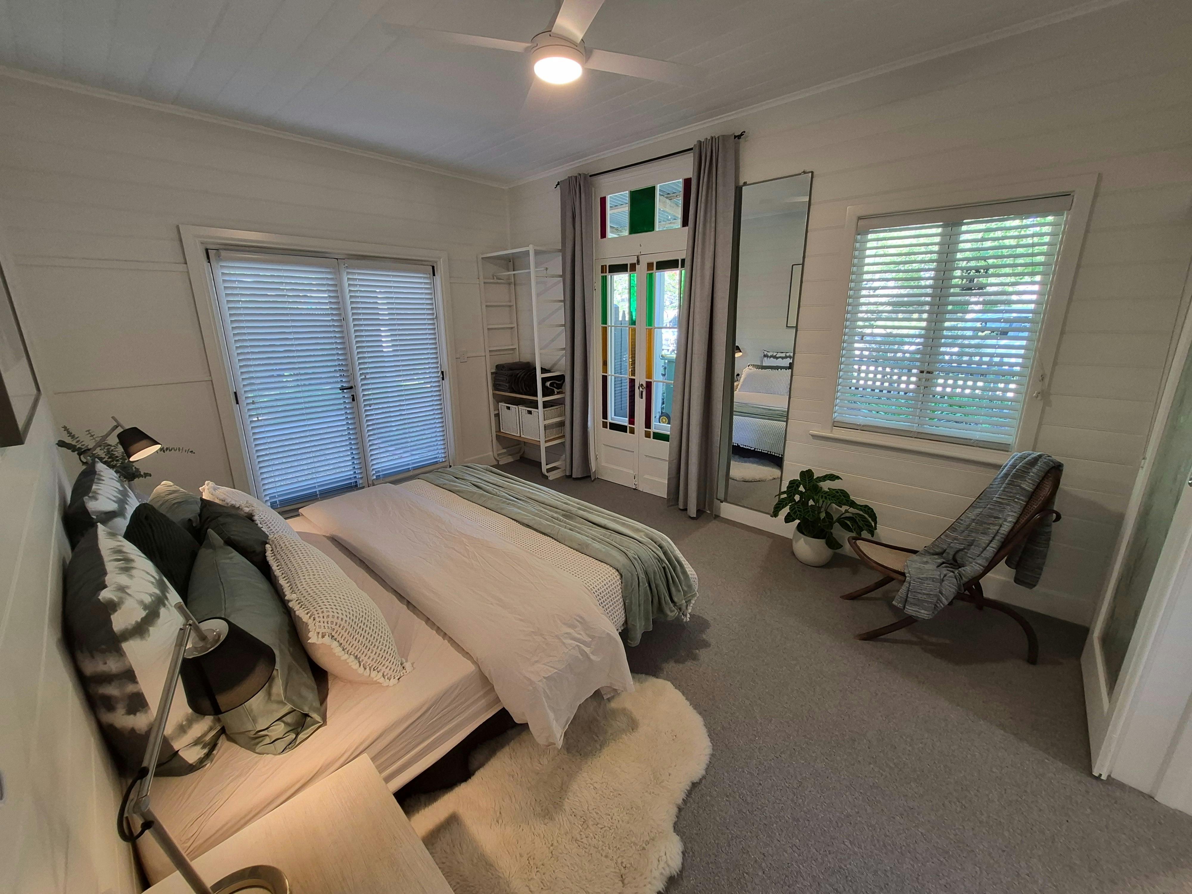 Main king bedroom