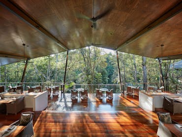 The Treehouse Restaurant at Silky Oaks Lodge