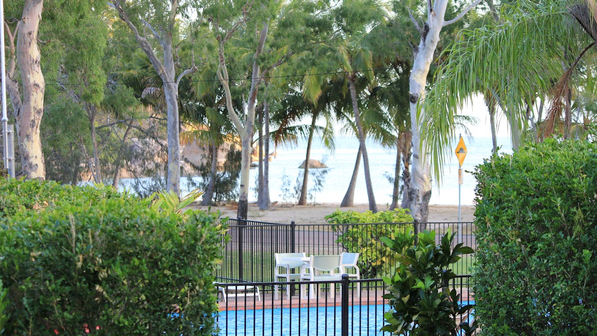 Geoffrey Bay and Pool View