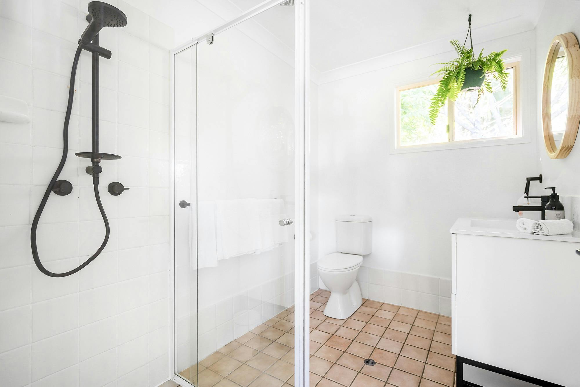 Hummingbird - Byron Bay - Master bathroom