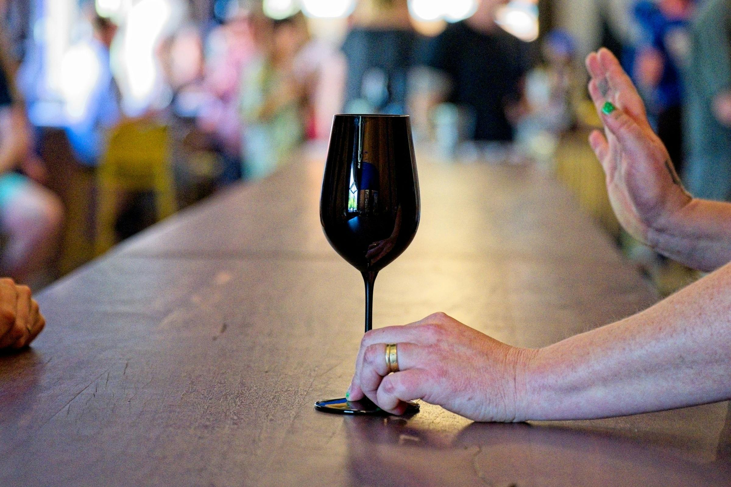 The notorious black glassware!