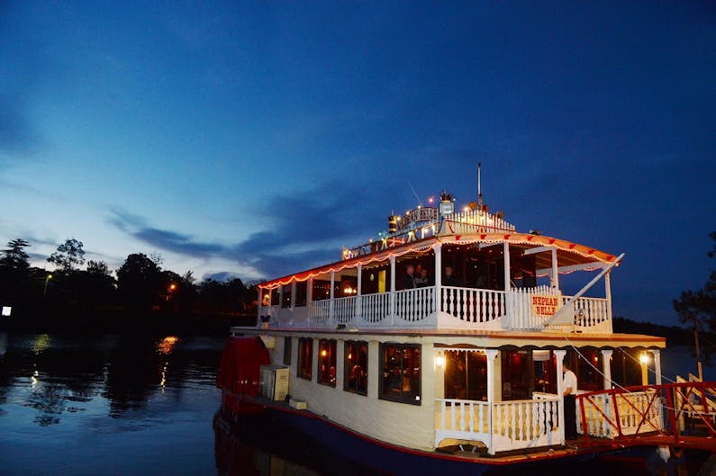Image of the event 'Yulefest Luncheon Cruise'