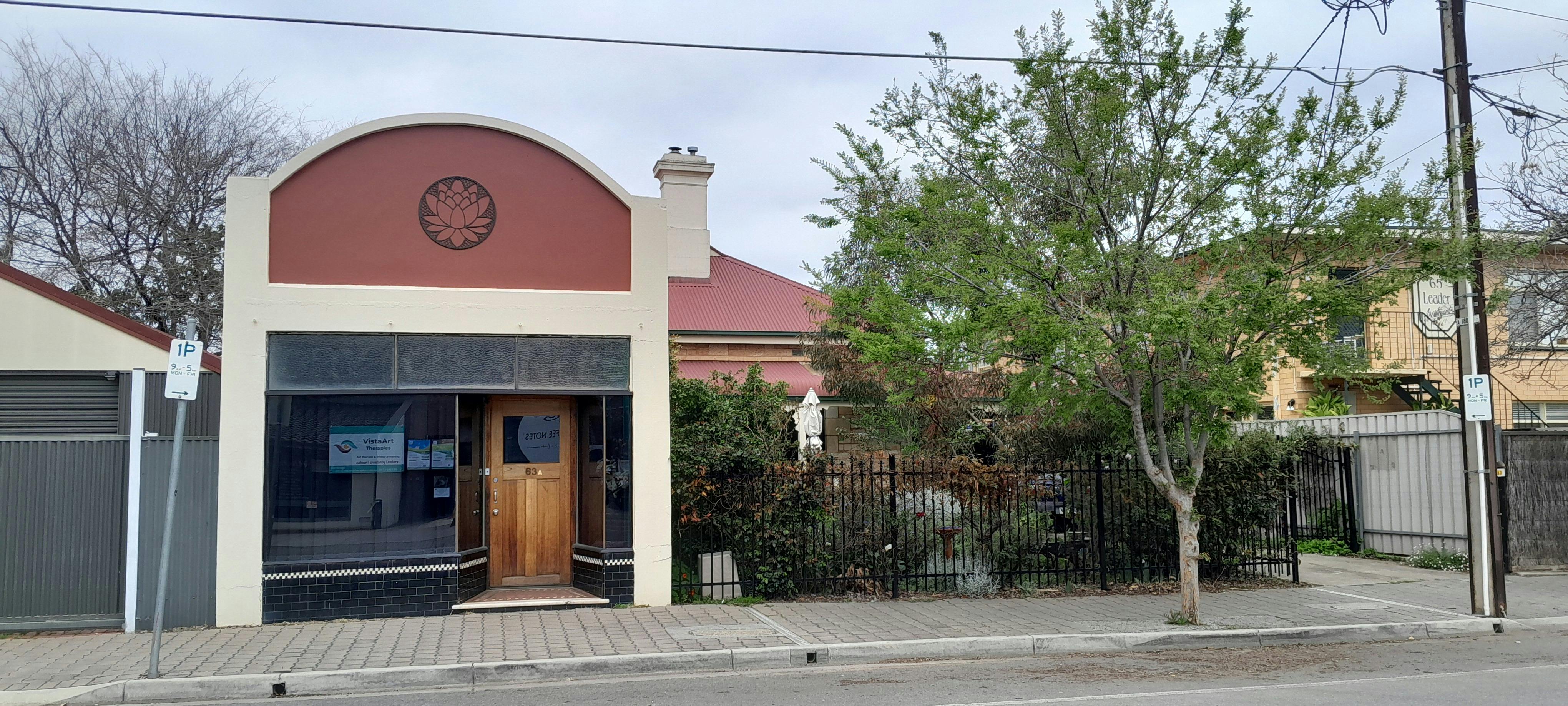 VistaArt Therapies shopfront