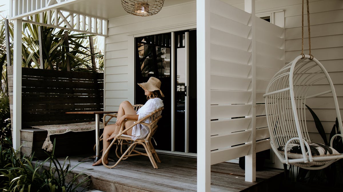 Relaxing in the Pandanus room