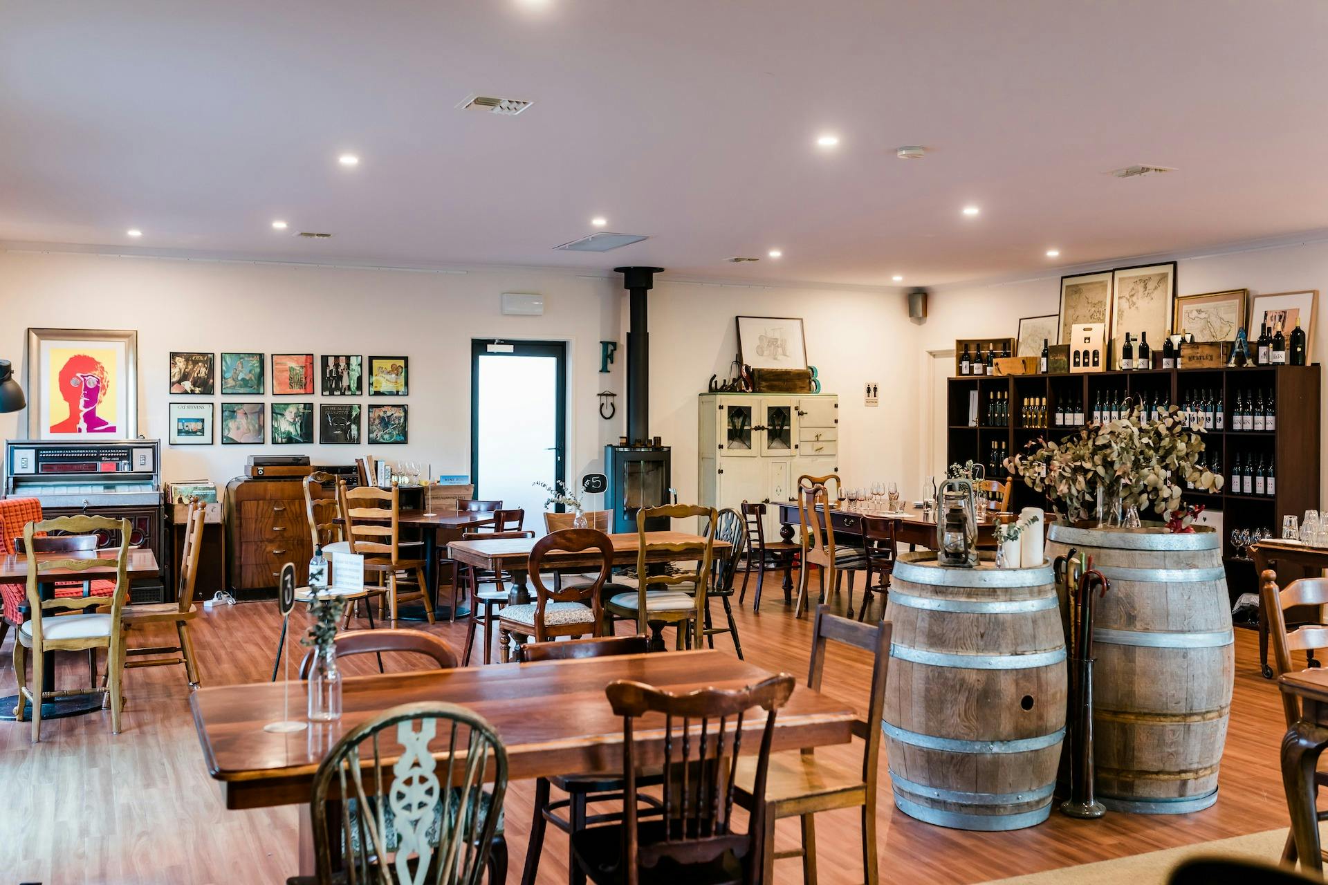 塔拉甘德拉山地窖大门