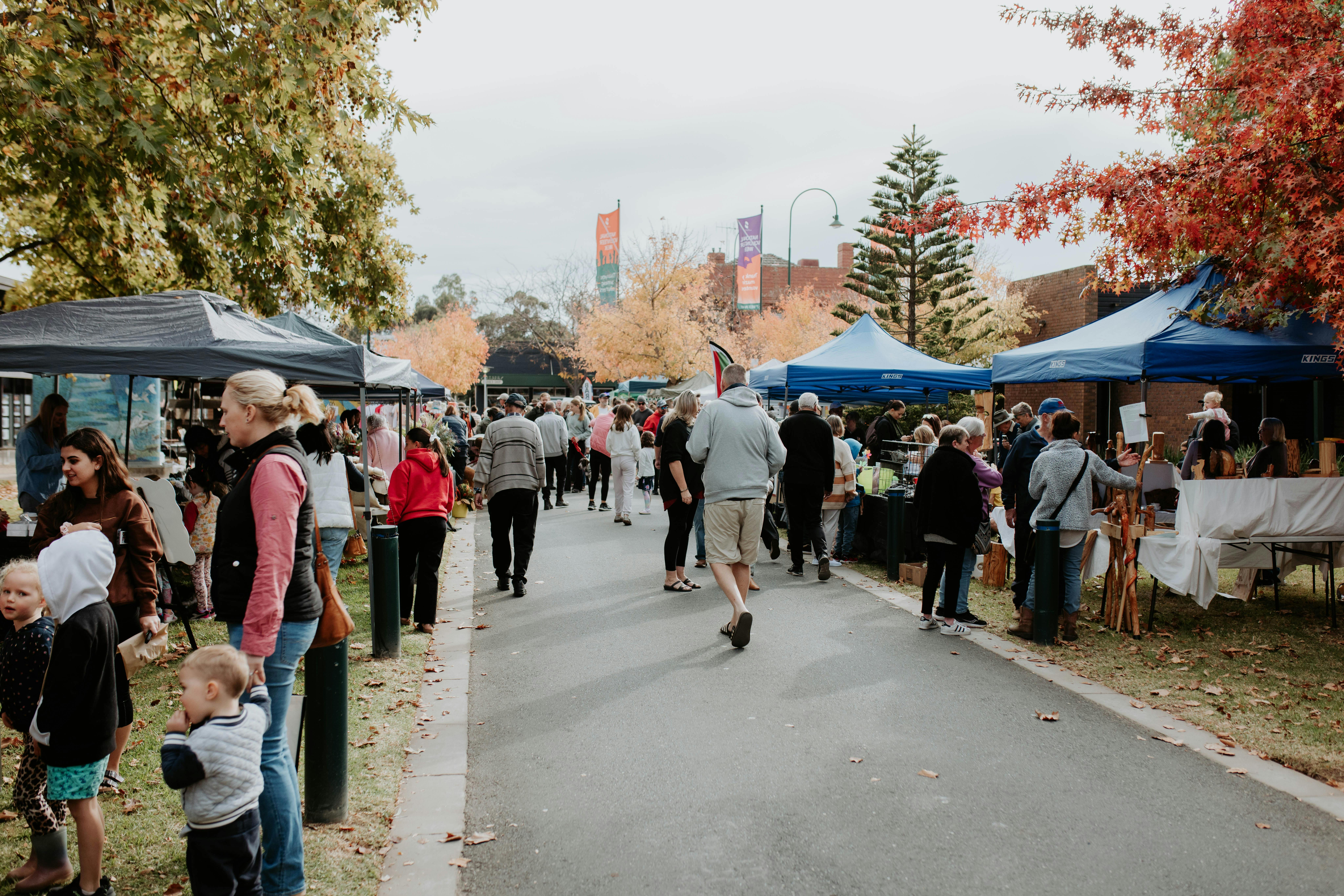 Outdoor market stalls ideal for Christmas Shopping