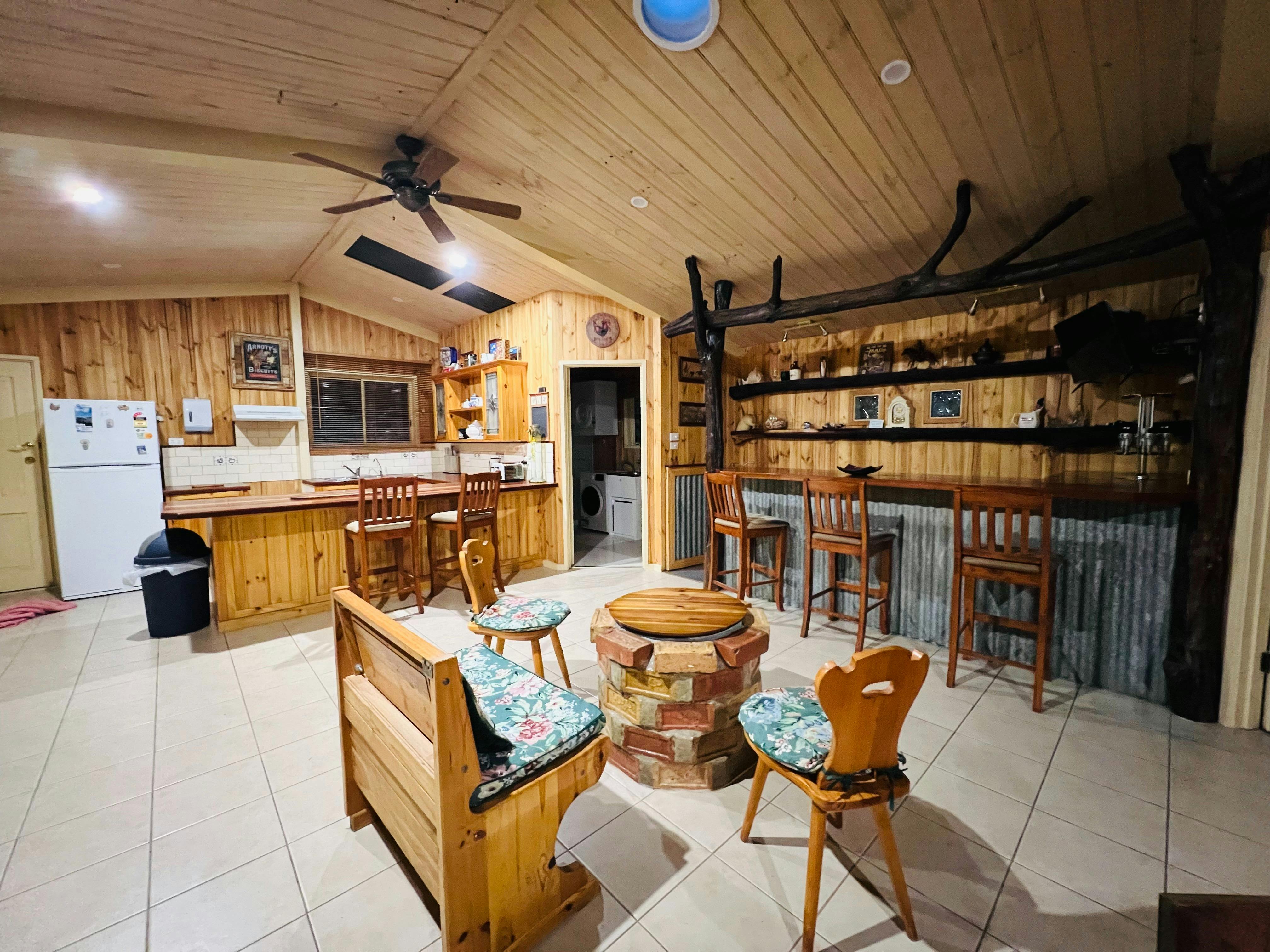 Kitchen Family Room
