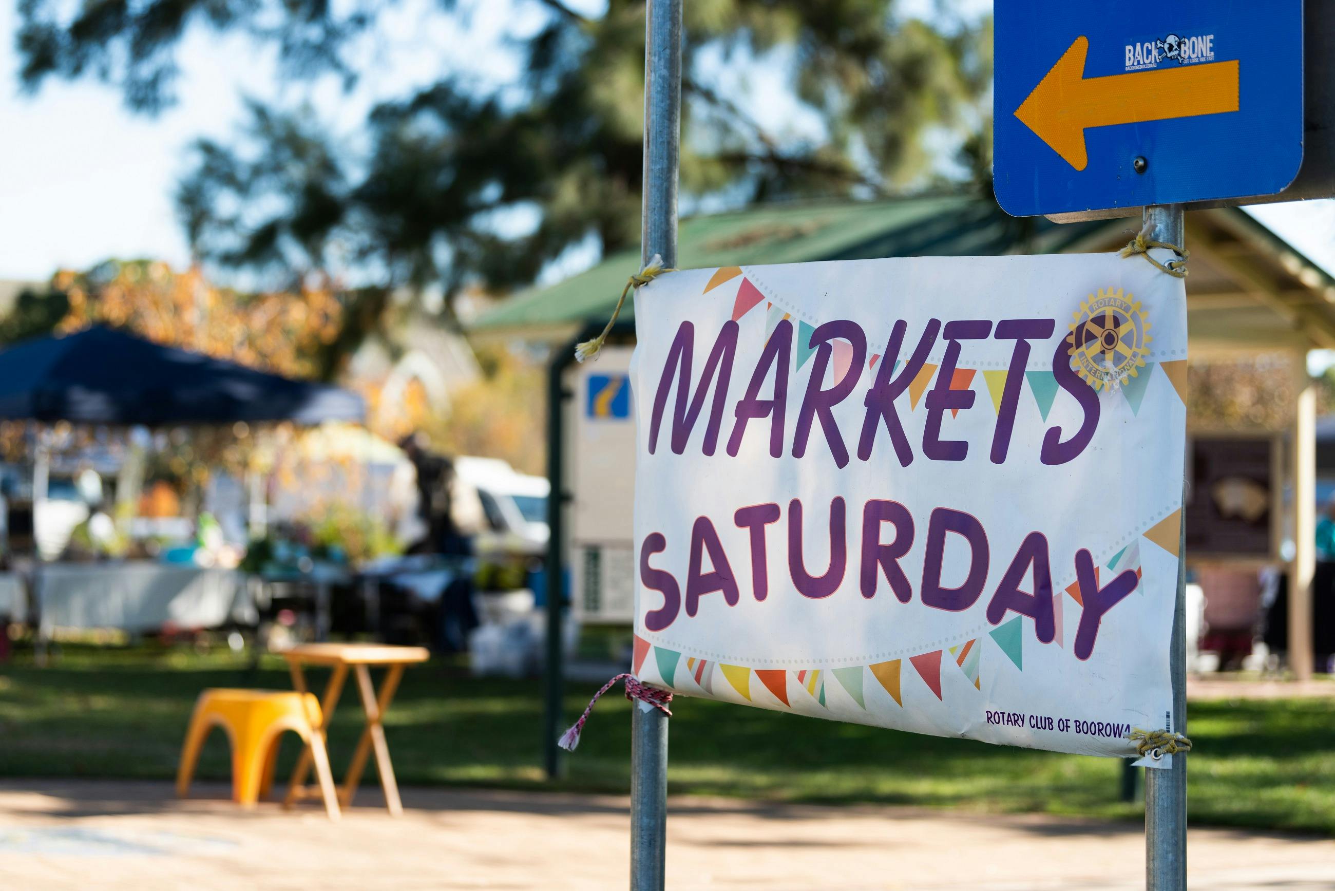 ブーロワ・ロータリー・コミュニティ・メーカーズ＆グロワーズ・マーケット