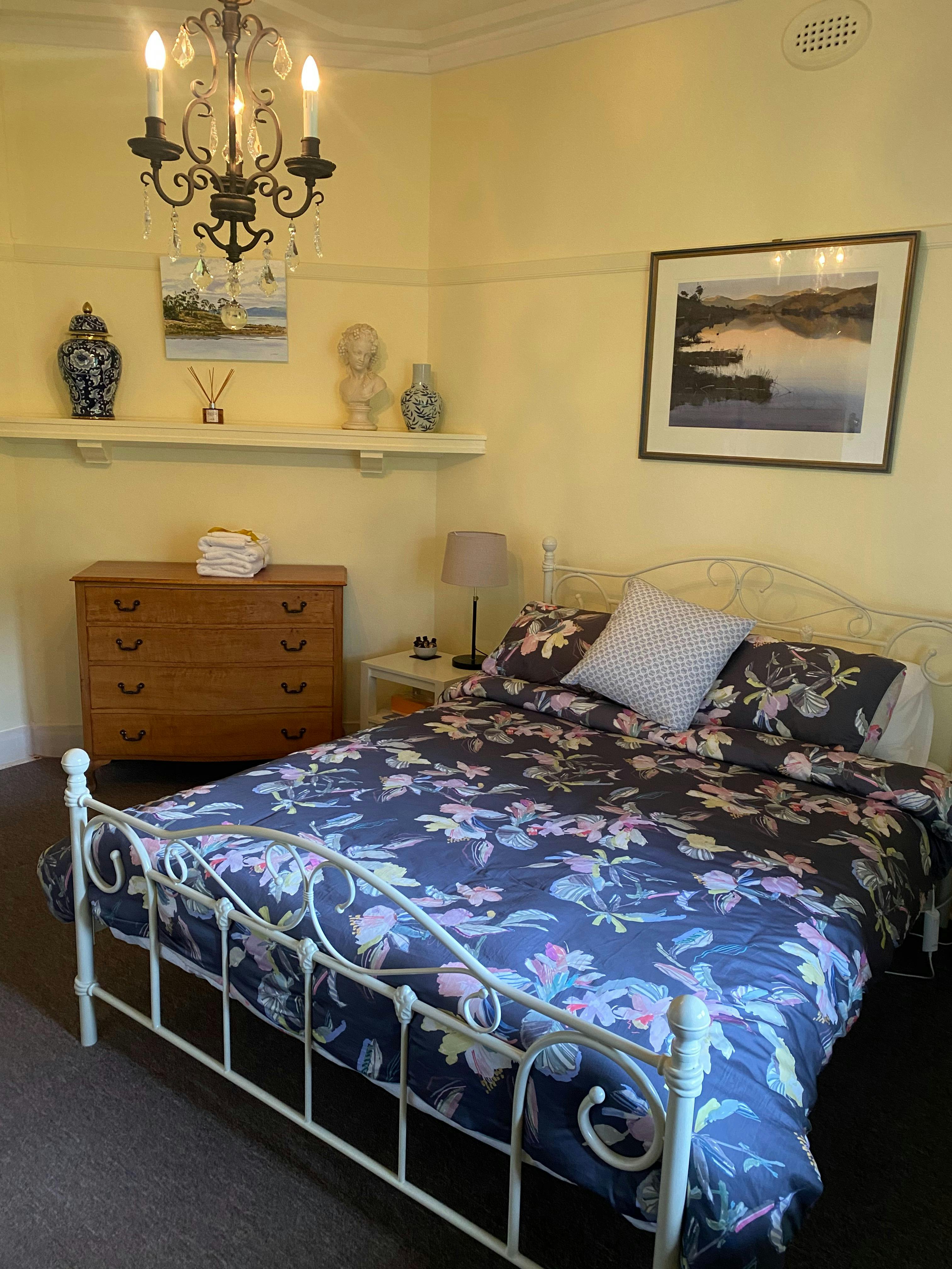 Helen & Beth Room