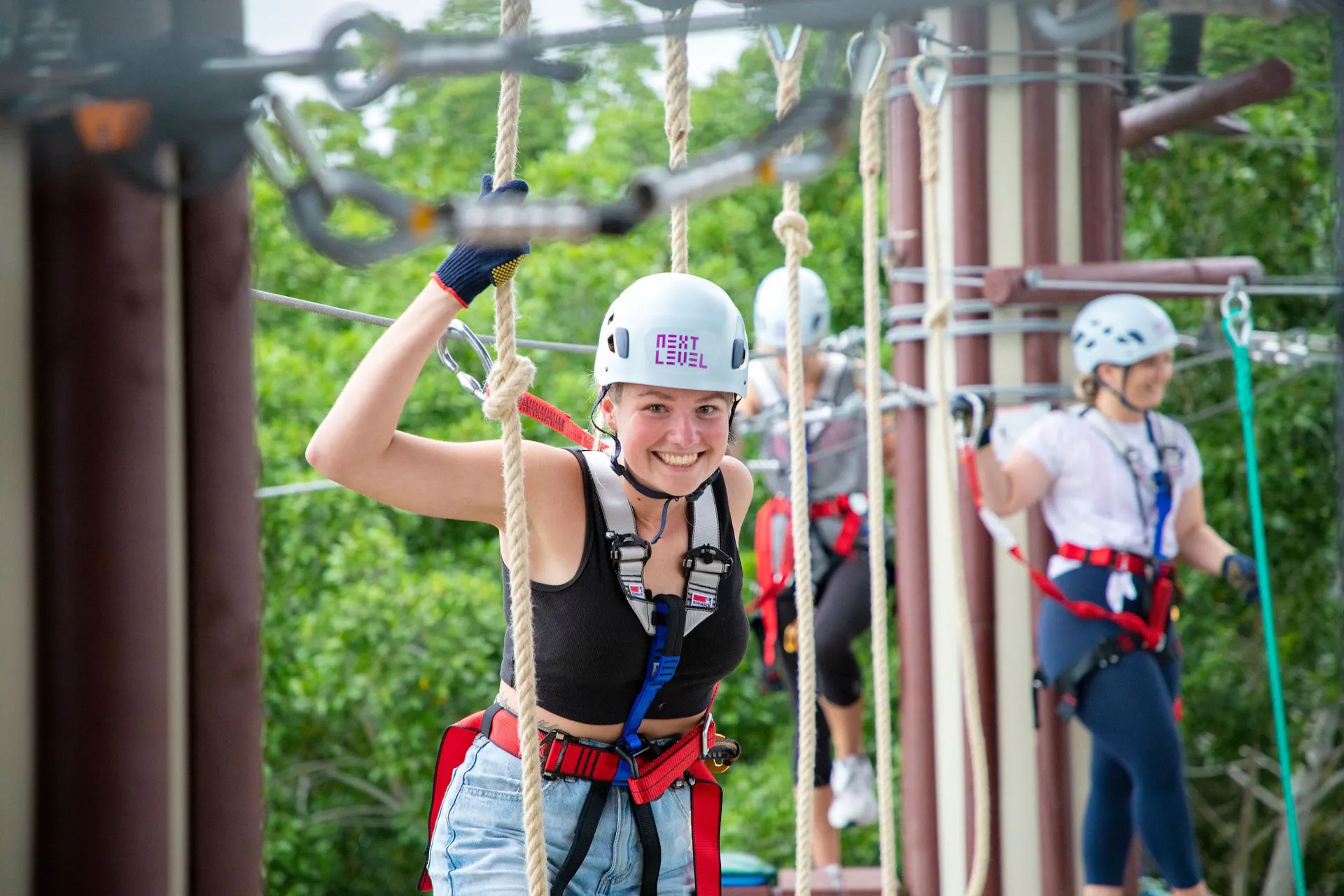 Climb up on courses ranging from 5-18m above the ground