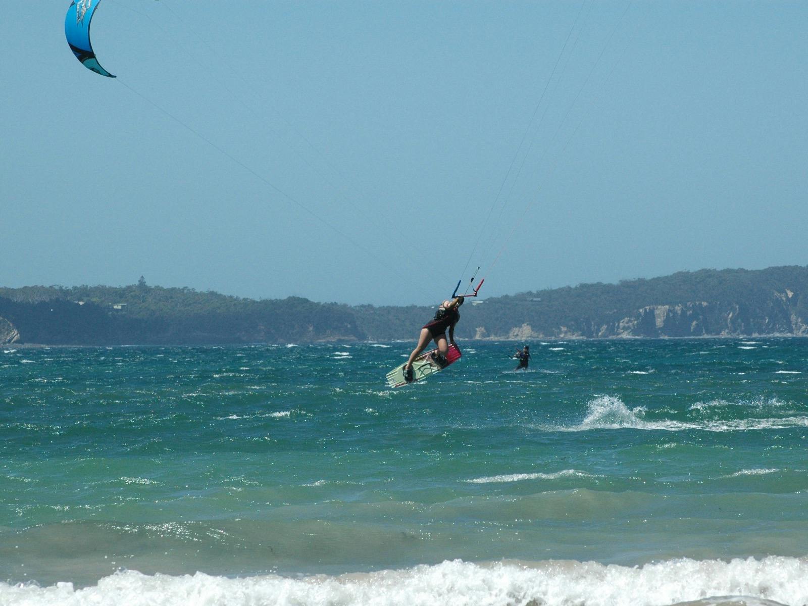 Advanced kitesurfing lessons and tricks