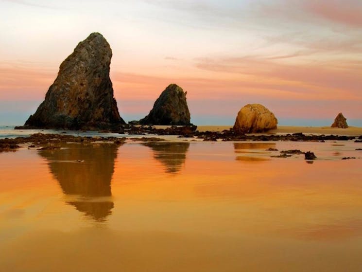 Glasshouse Rocks