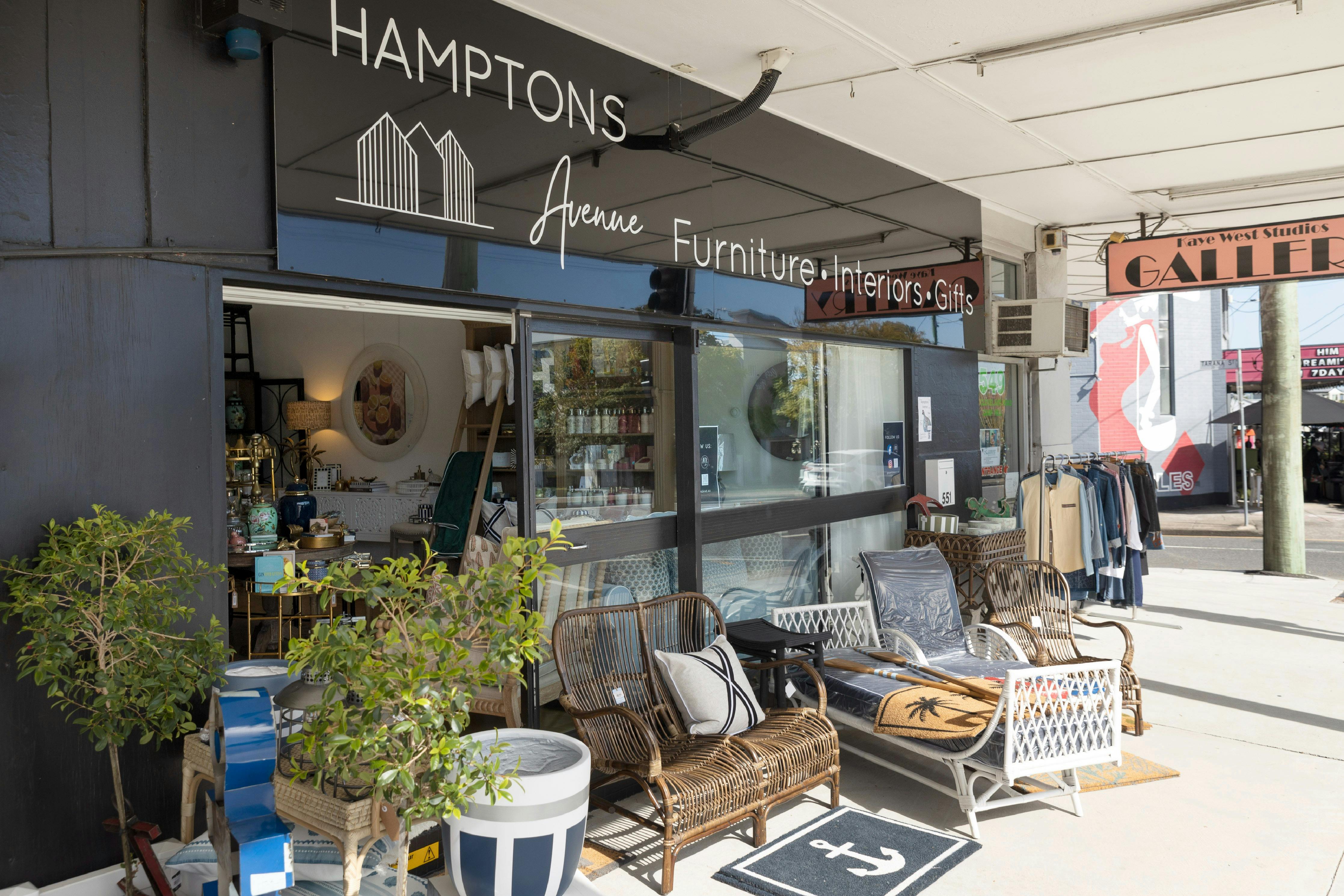 Hamptons Avenue