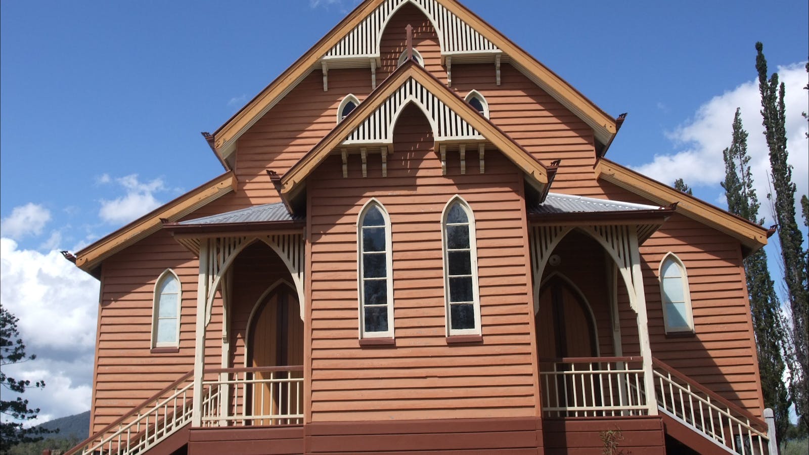 North Burnett - Mount Perry (via Monto) to Biggenden to Childers