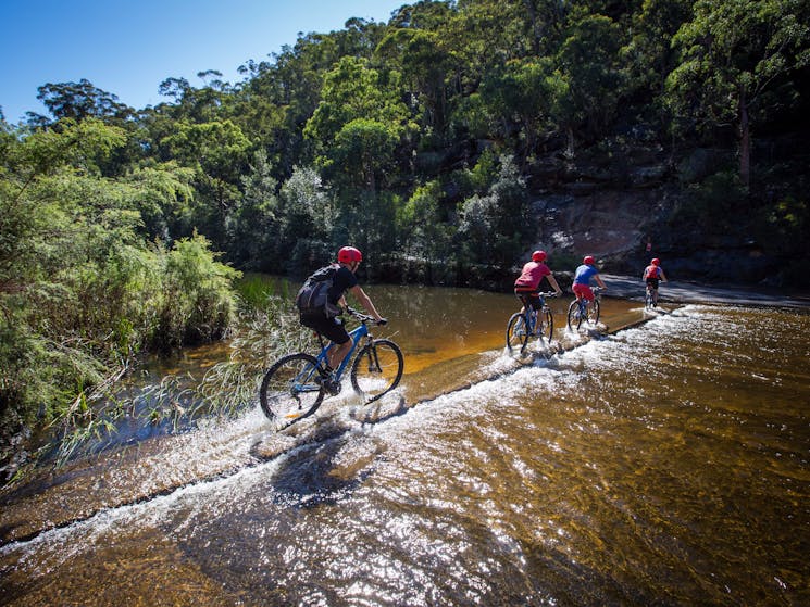 Glenbrook creek crossing - Oaks Trail