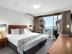 Bayview Superior King Room Geelong Hotel