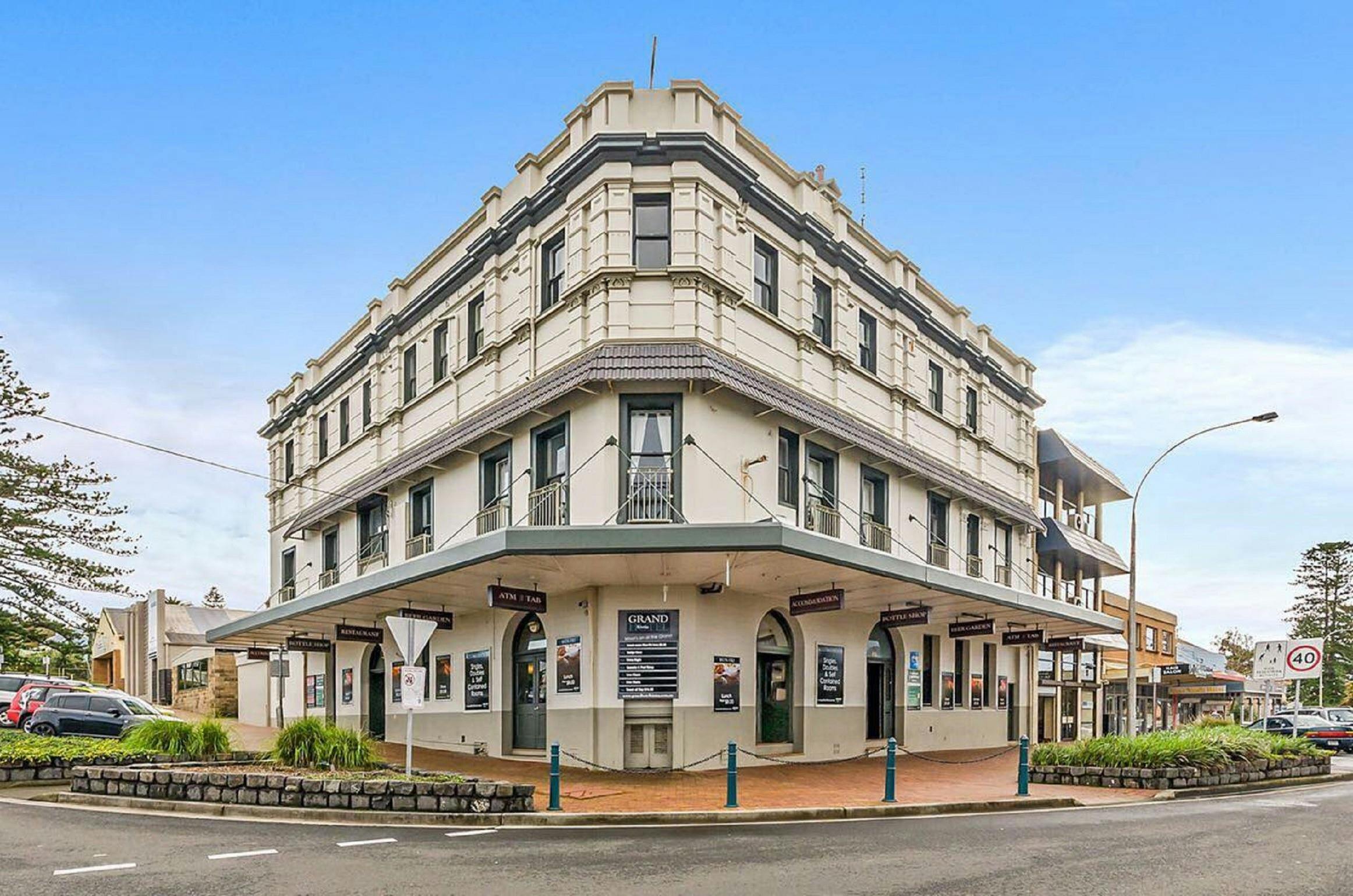 Grand Hotel Kiama NSW Holidays & Things to Do
