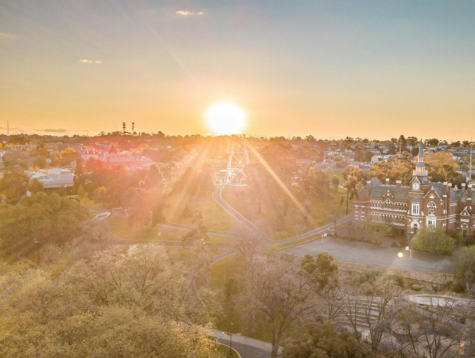 Views across the Bendigo skyline
