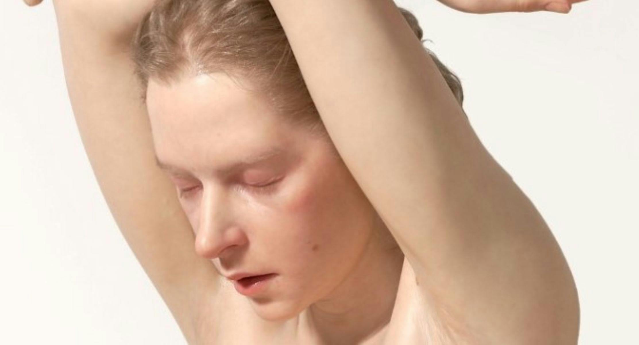 Ron Mueck, Pregnant woman