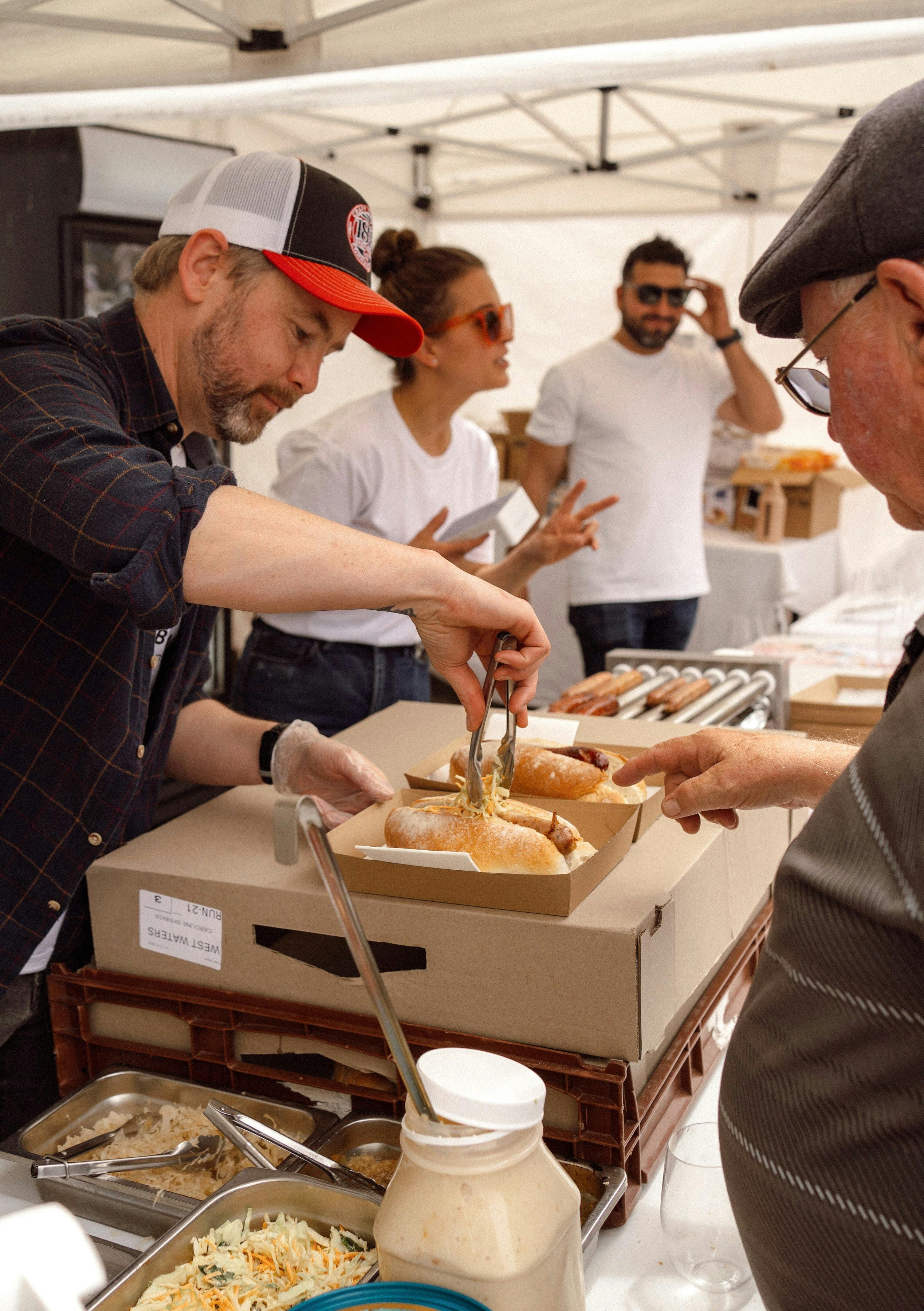 10+ Food Trucks & Stalls