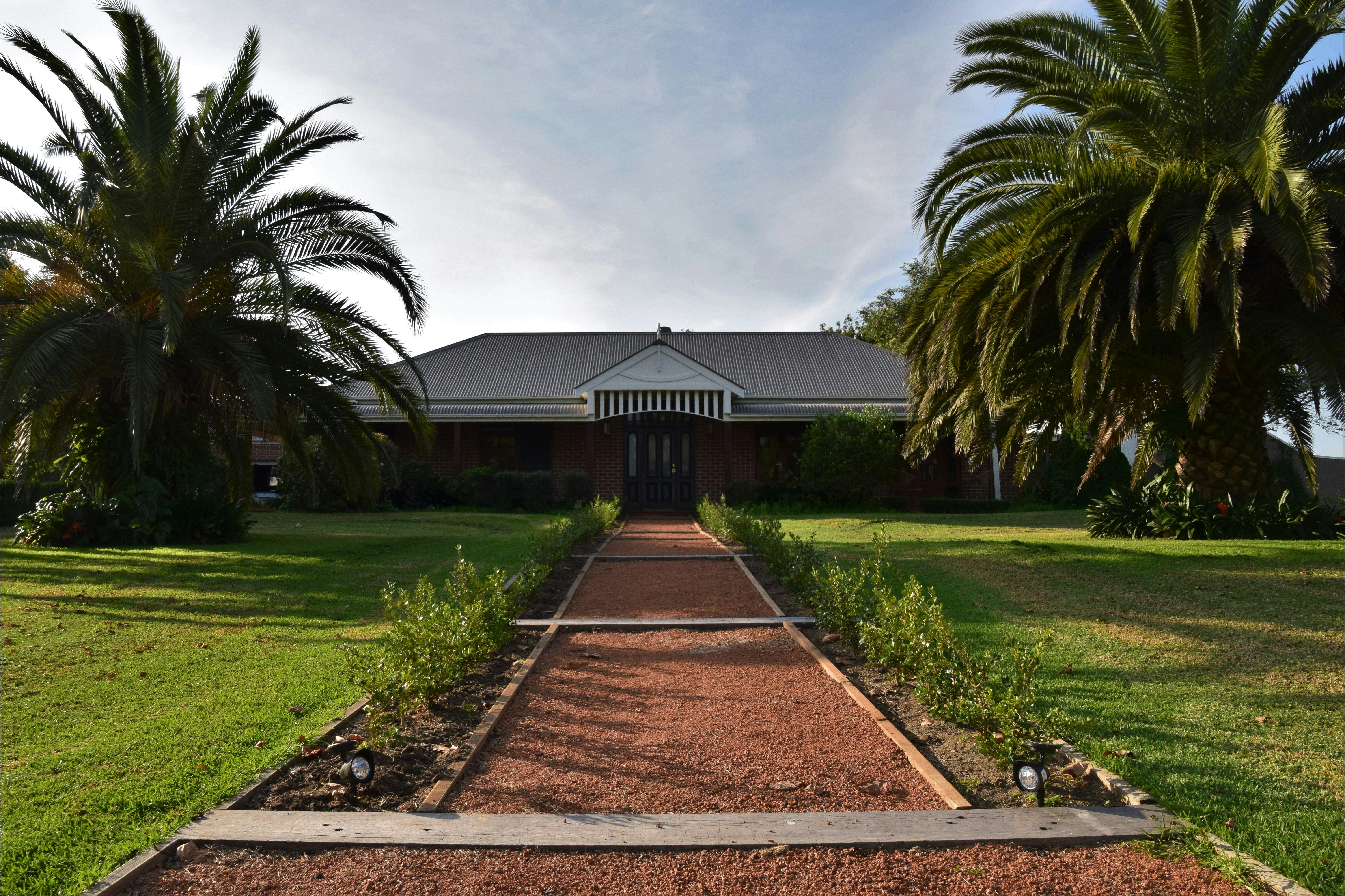 The Willows B and B | NSW Holidays & Accommodation, Things to Do